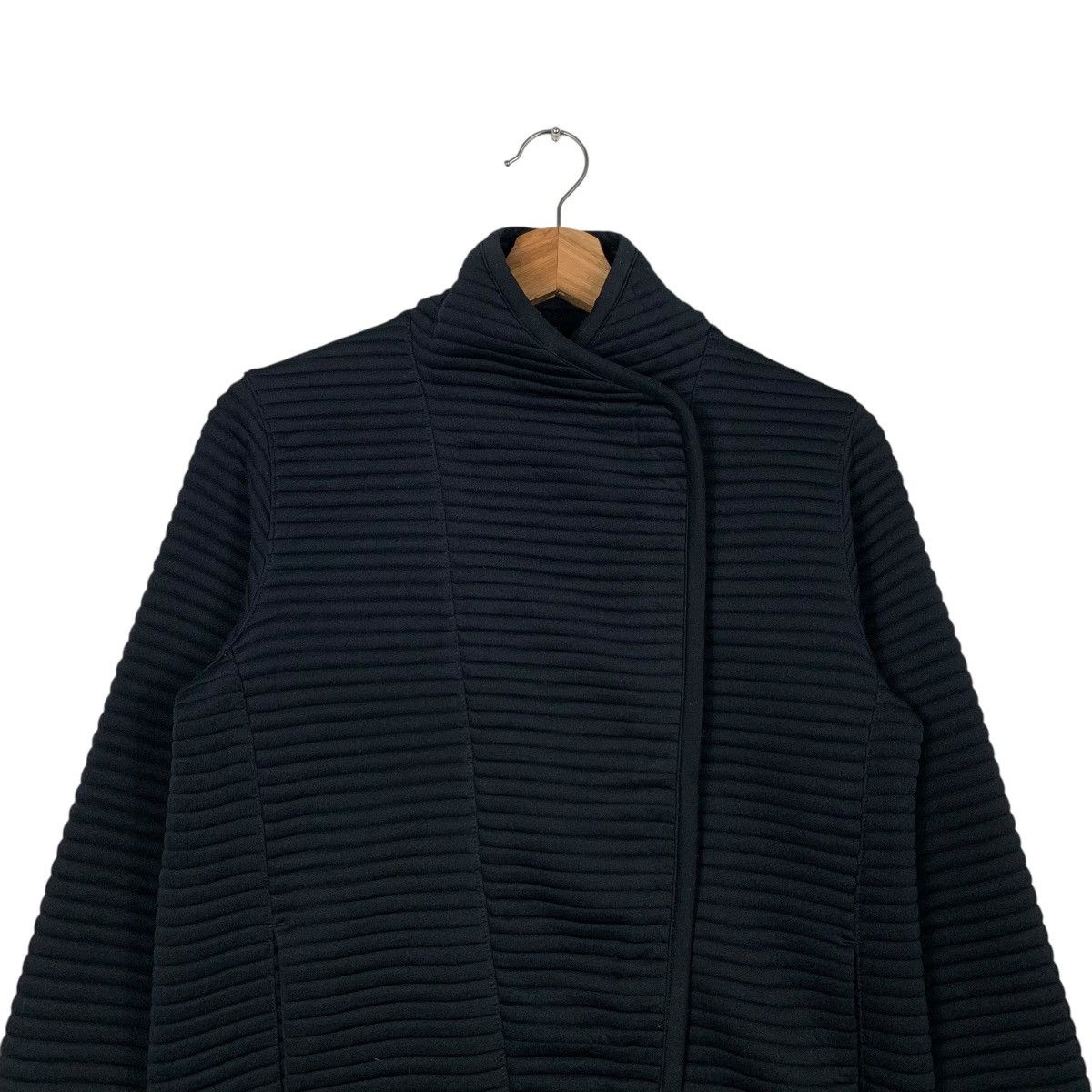 New Balance NEW BALANCE Asymmetrical Zipper Pleated Jacket #2090-C91 Size US XS / EU 42 / 0 - 2 Thumbnail