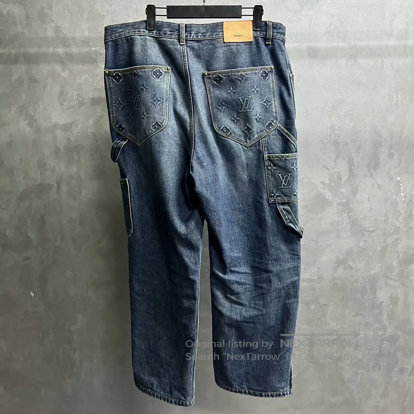 Louis Vuitton Louis Vuitton SIZE 38 Dark blue logo-printed, loose-fittin Size US 30 / EU 46 - 2 Thumbnail