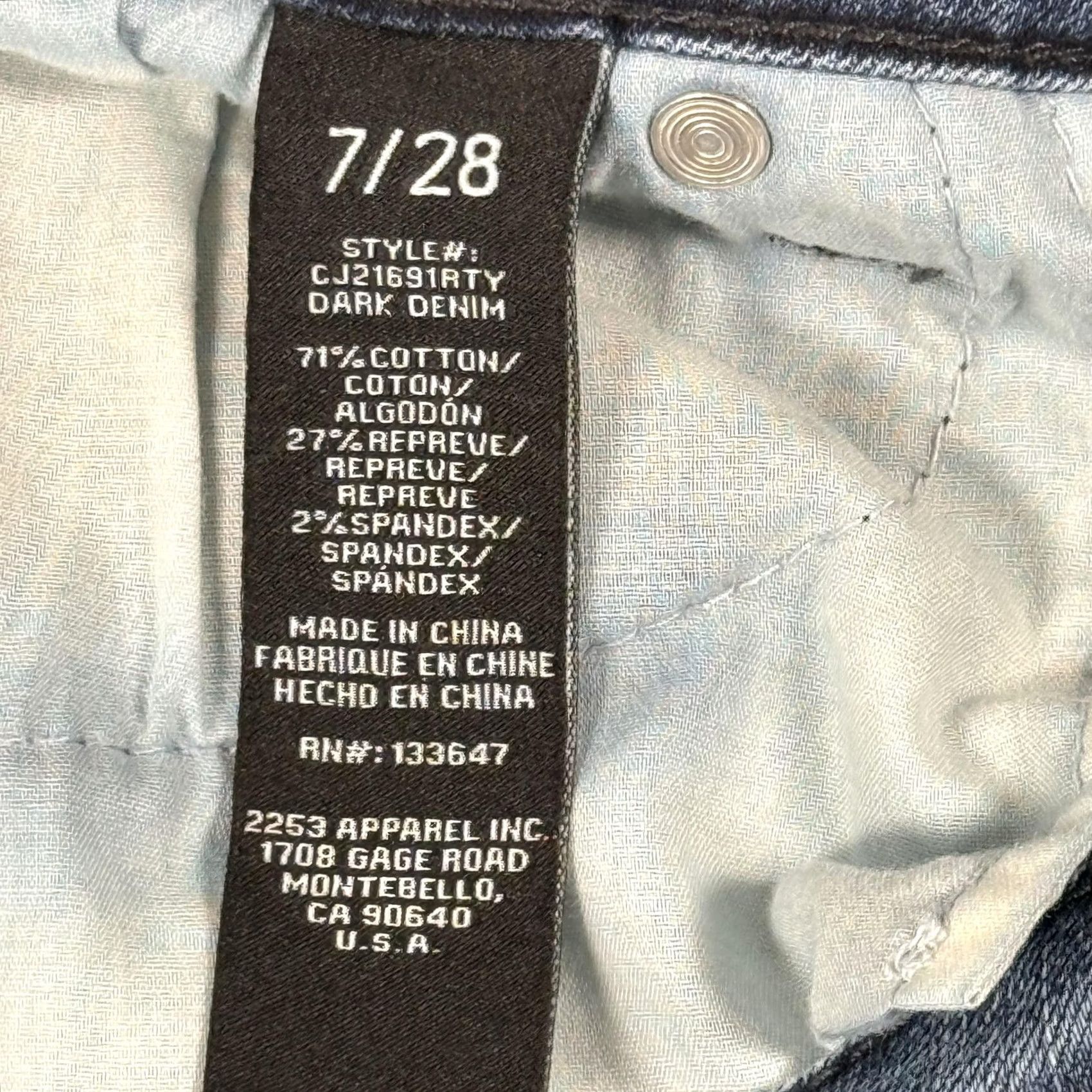 Fashion Nova Fashion Nova Jeans Womens Skinny Dark Blue Wash Distressed Raw Hem Ankle 7/28 Denim Slim Pockets Zip Spring Fall Winter Womens 30in 25in Inseam Size 28" / US 6 / IT 42 - 7 Thumbnail