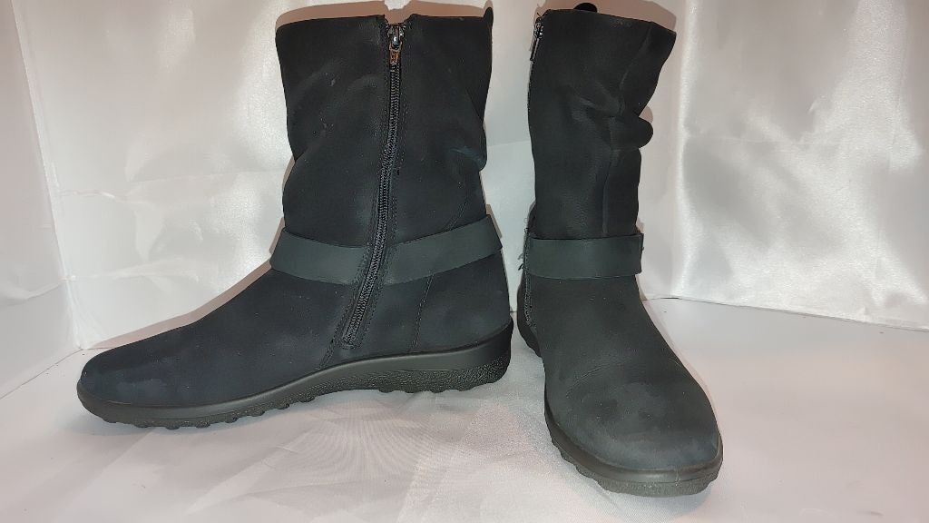Lock & Co Hatters Hotter Groove Suede Extra Wide Ankle Boots Size 9.5 Size US 9.5 / IT 39.5 - 4 Thumbnail