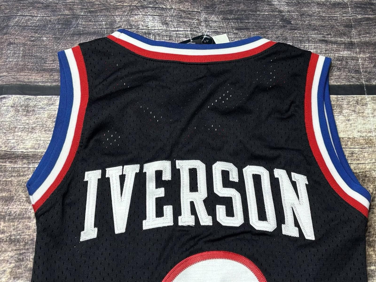 Nike Philidelphia Sixers Allen Iverson Jersey #3 Nike Boys M 2002 Size ONE SIZE - 7 Thumbnail