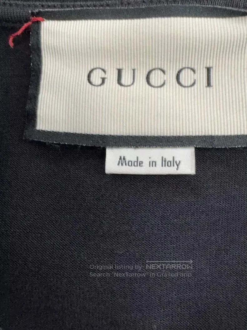Gucci Gucci Black Strawberry Graphic Short Sleeve T. Size US L / EU 52-54 / 3 - 4 Thumbnail