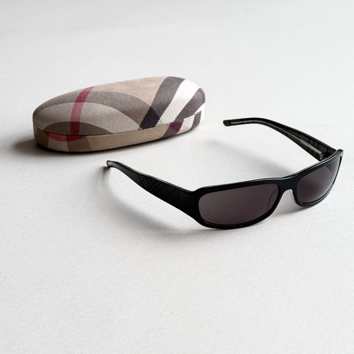 Burberry Burberry Sunglasses 8437/S Size ONE SIZE - 1 Thumbnail