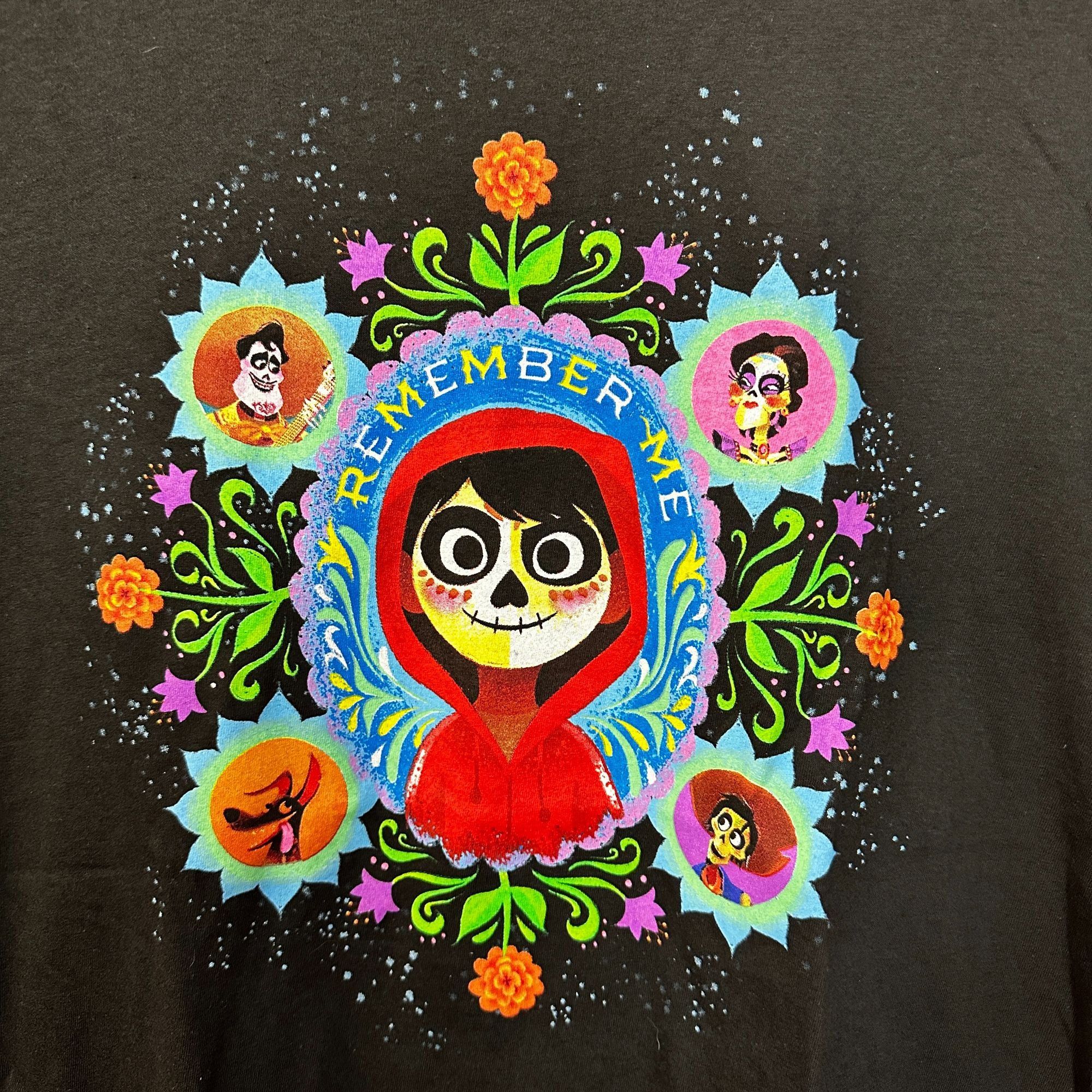 Disney Coco Remember Me Marigolds Disney Pixar Animated Movie Tee L Size US L / EU 52-54 / 3 - 2 Thumbnail