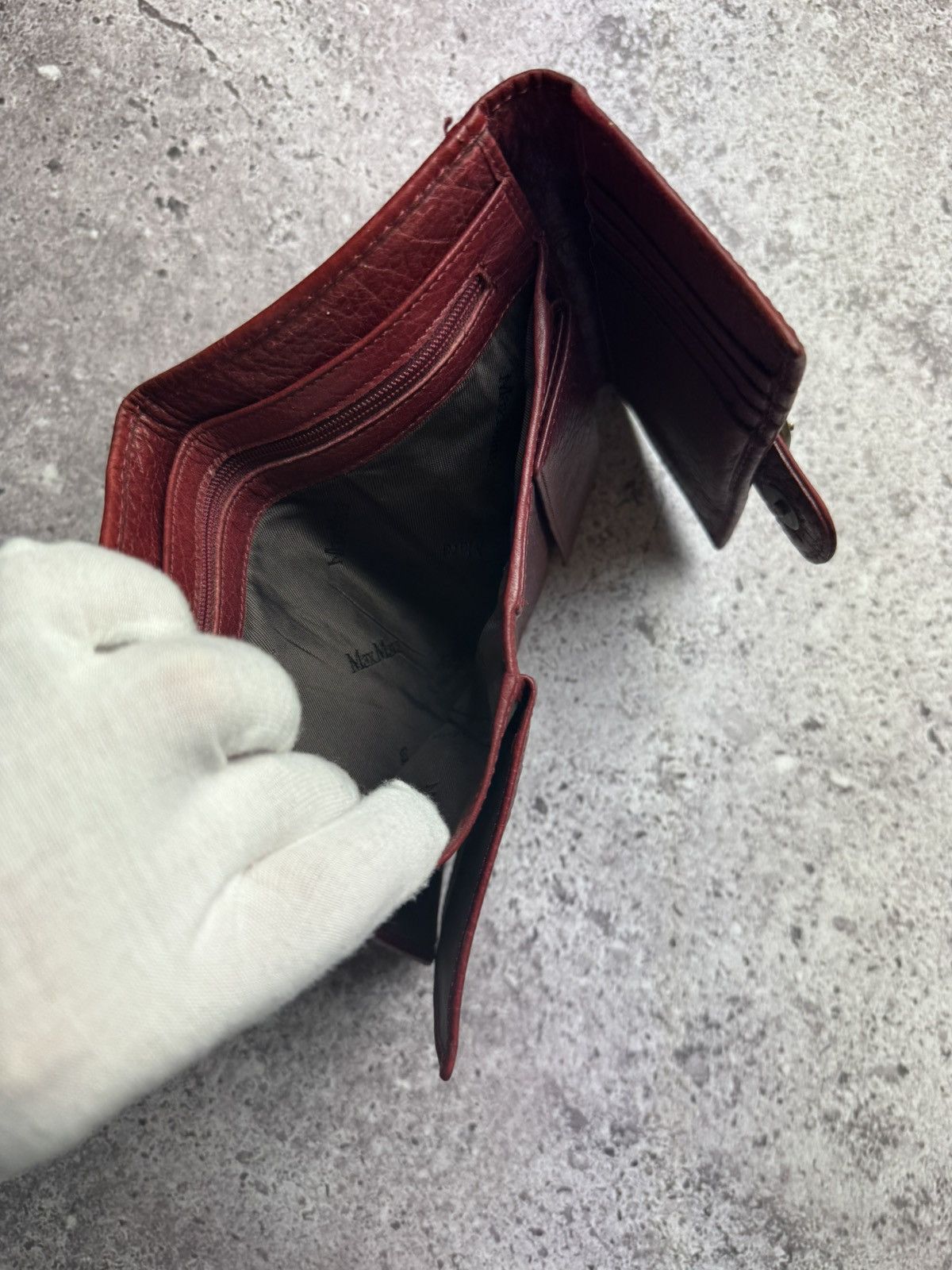 Hysteric Glamour × Vintage Max Mara Wallet Red Leather Vintage Size ONE SIZE - 12 Thumbnail