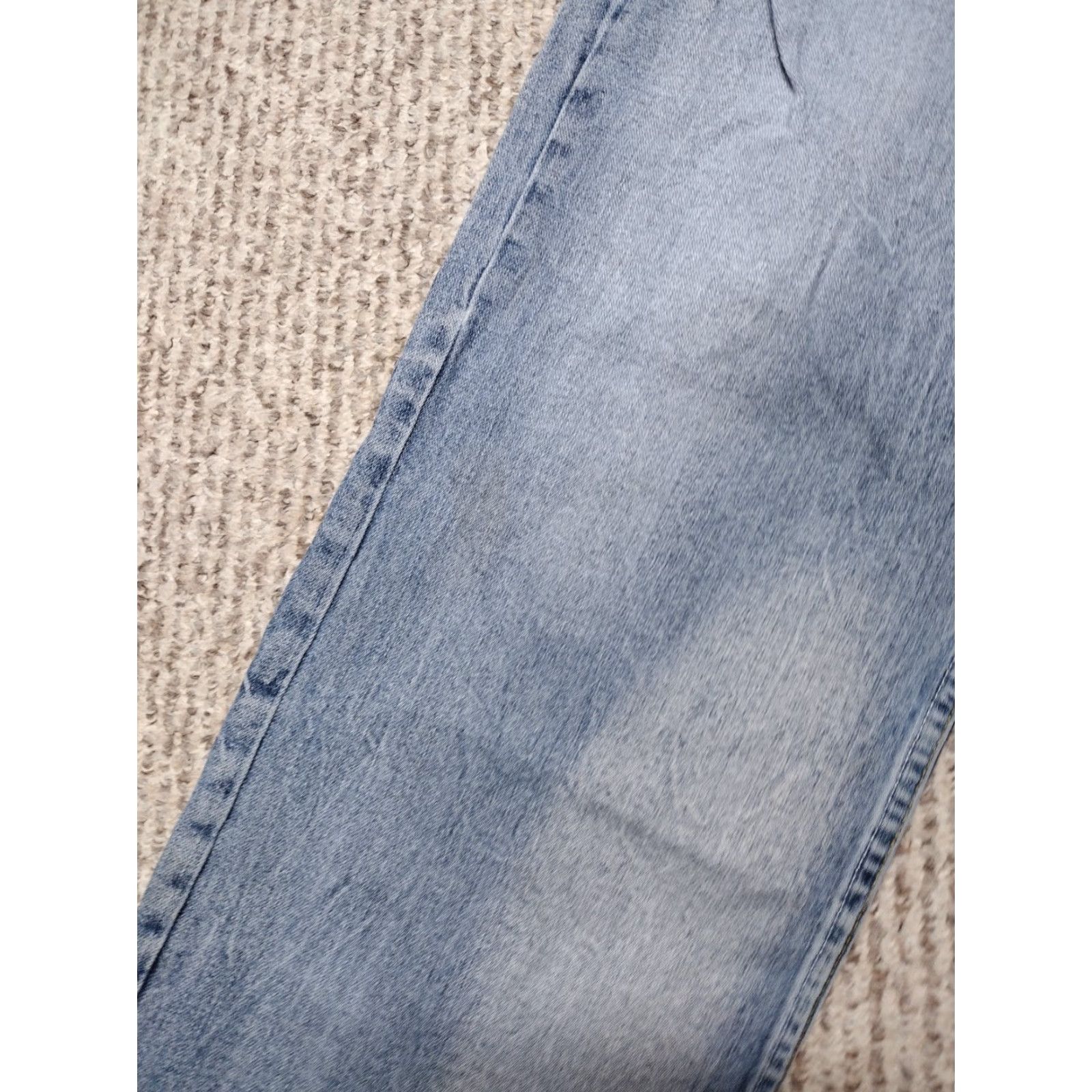Akademiks VINTAGE Akademiks Mens Jeans Distressed Embroidered Baggy Hip Hop 36 Blue Denim Cotton Relaxed Regular Buttons Zips Distressed See Photos Mens Size US 36 / EU 52 - 3 Thumbnail