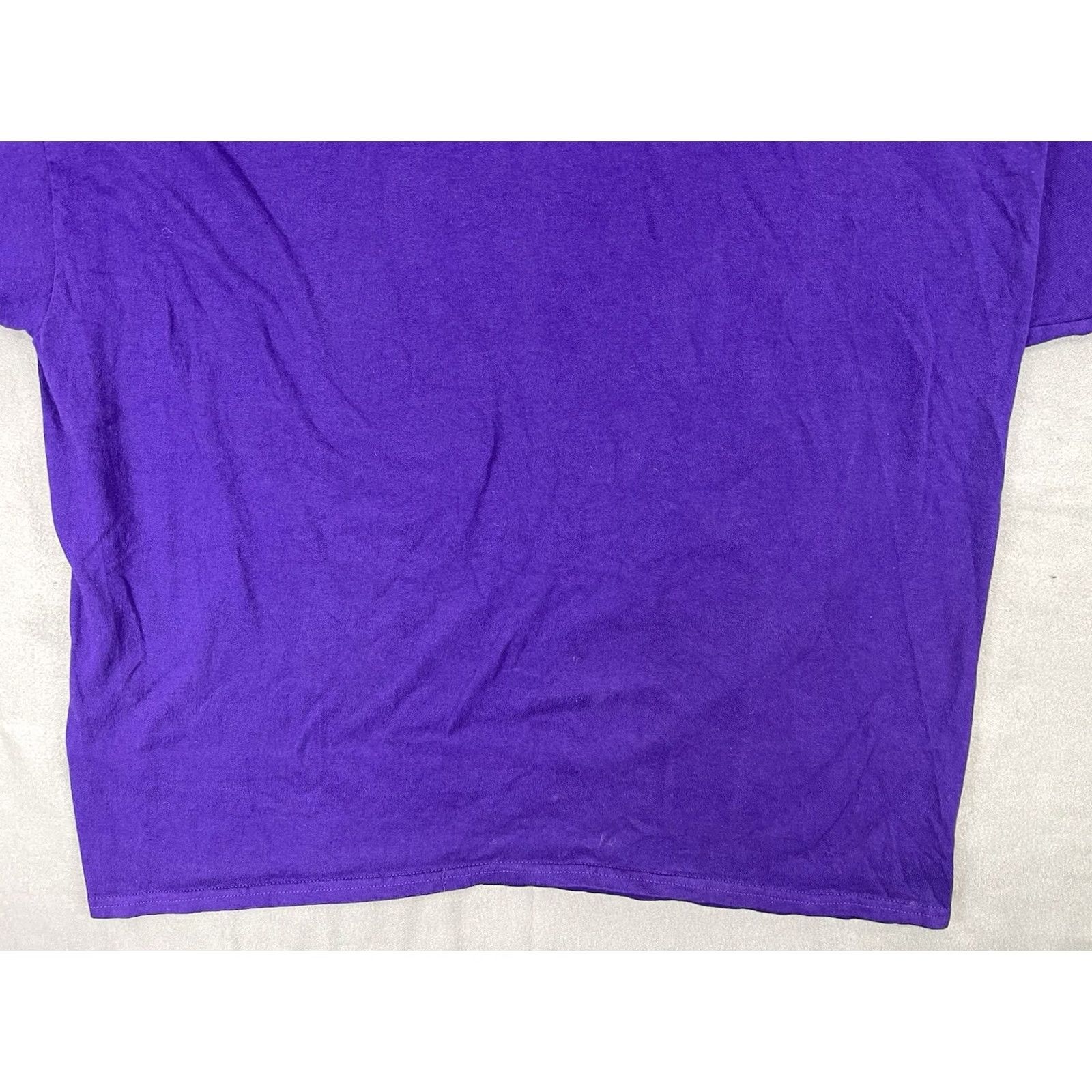 Gildan National Quilt Museum Paducah Kentucky Embroidered Purple 2XL T Shirt Size US XXL / EU 58 / 5 - 5 Thumbnail