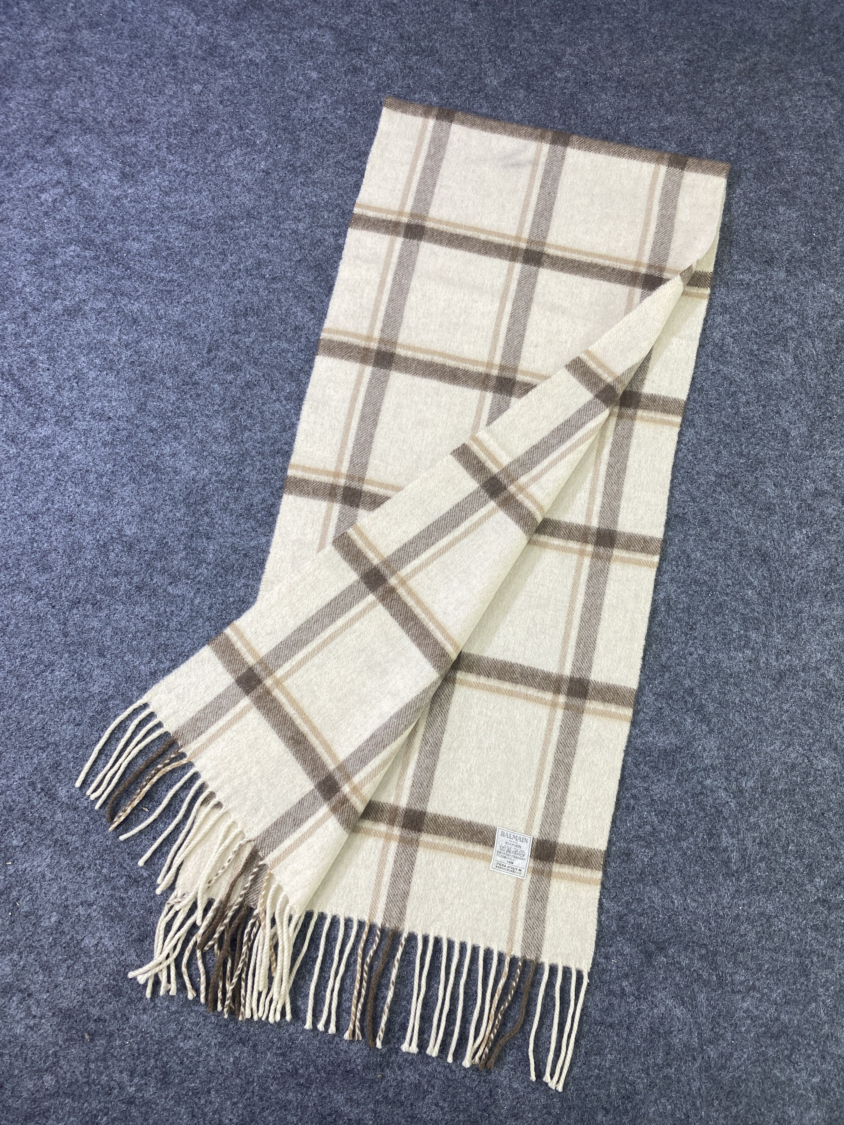 Balmain BALMAIN Scarf / Muffler / Neckwear -T765 Size ONE SIZE - 3 Thumbnail