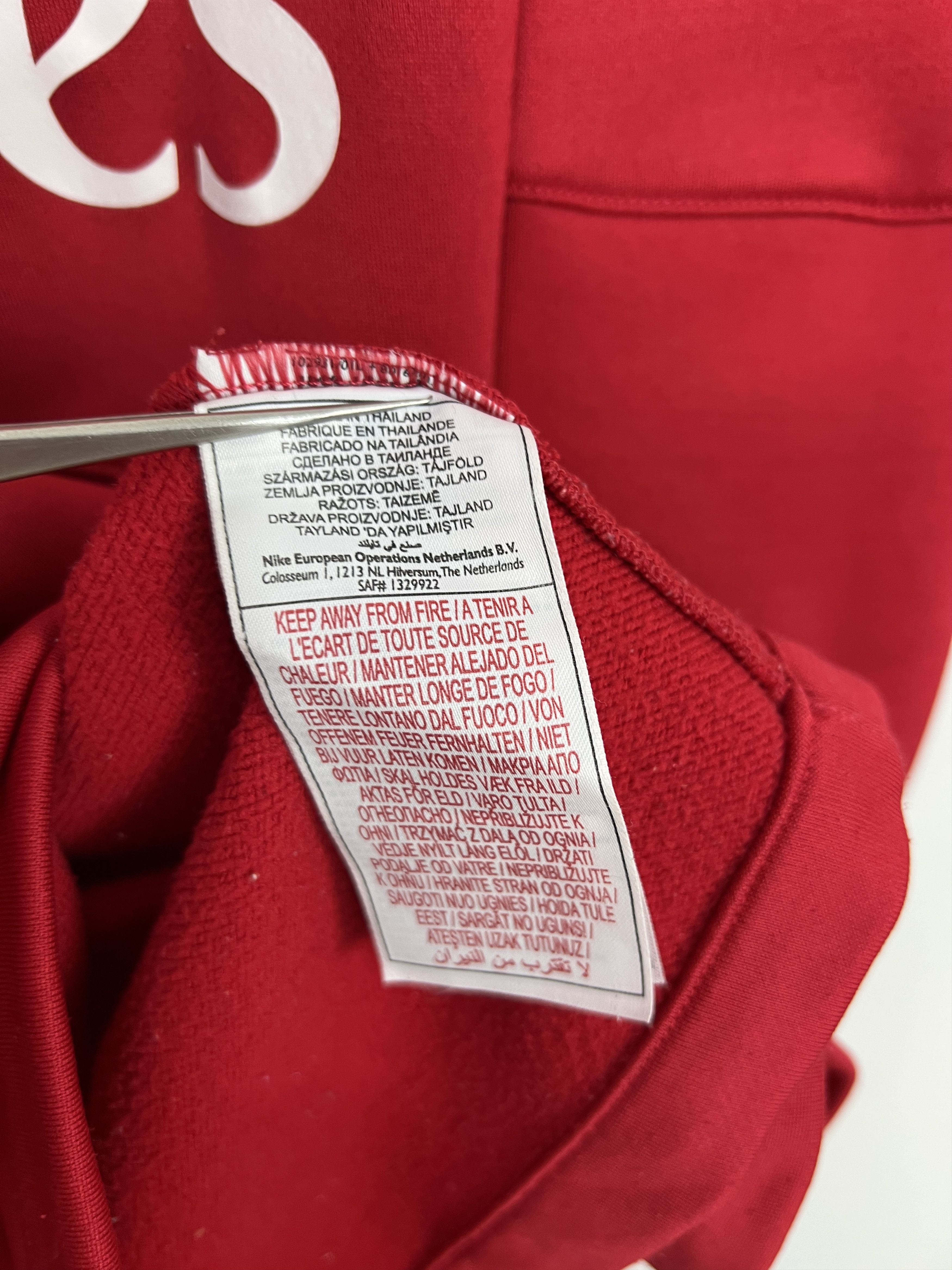 Nike Vintage Nike Arsenal Football Train Sweatshirt Soccer Red Size US S / EU 44-46 / 1 - 9 Thumbnail