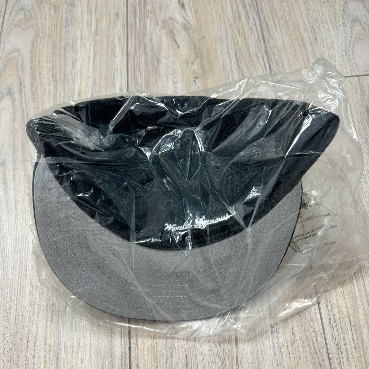 New Era × Supreme Supreme Championship Box Logo Fitted Hat Black Deadstock Size ONE SIZE - 8 Thumbnail