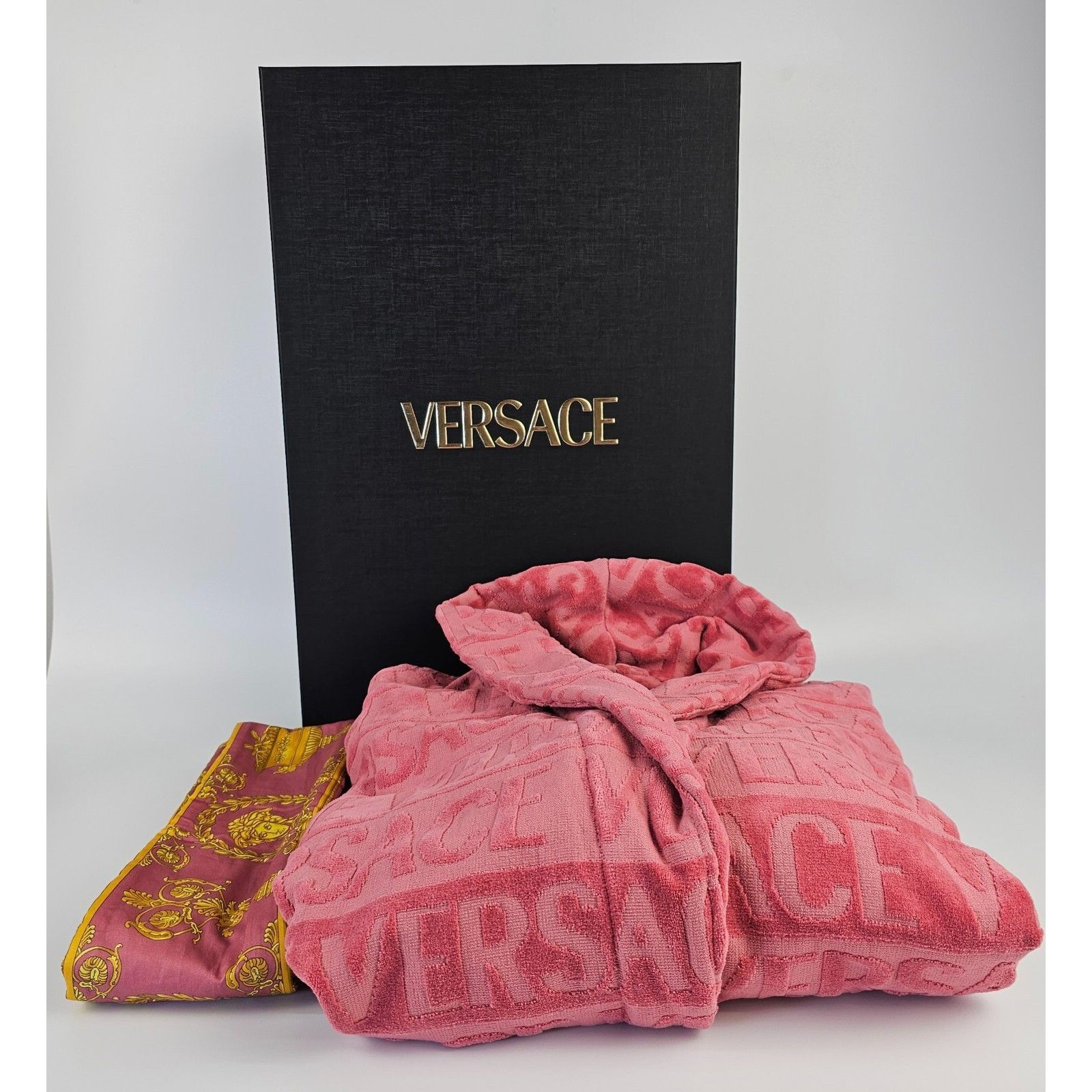 VERSACE Baroque $550 Strawberry Jam Unisex Long Bathrobe New
