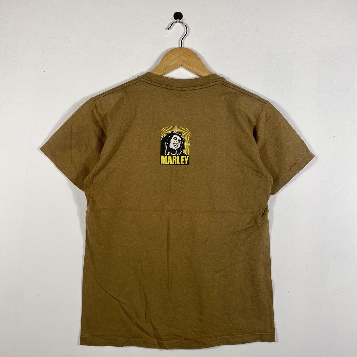 Bob Marley Vintage 2005 BOB MARLEY Roots Reggae Rebel Music Tee Shirt Size US M / EU 48-50 / 2 - 5 Thumbnail