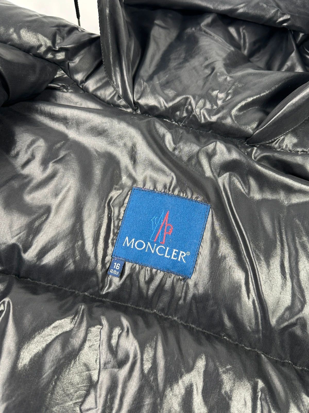 Moncler Moncler 90’s Black Vernis Nylon Hooded Down Puffer Jacket Size US S / EU 44-46 / 1 - 13 Thumbnail