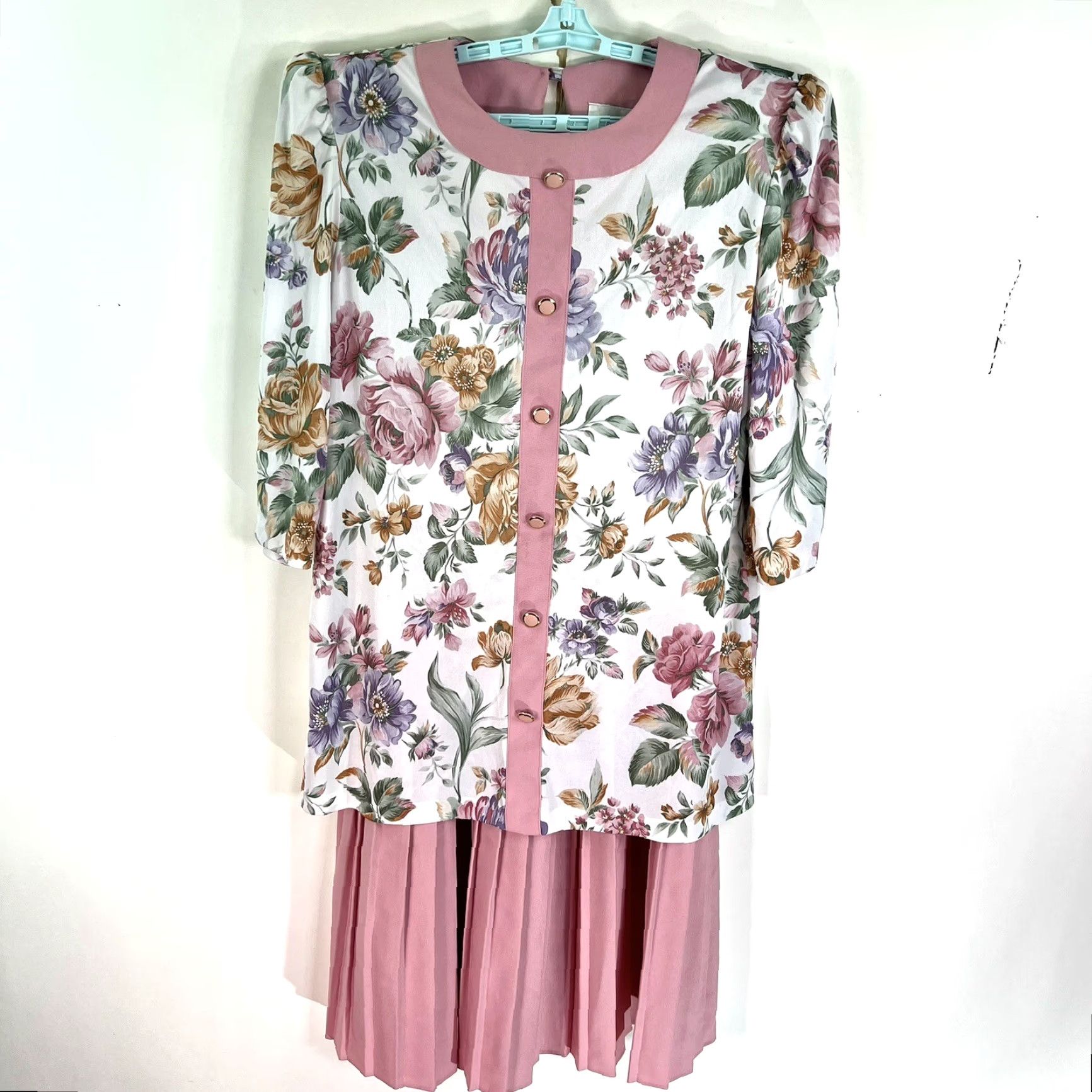Vintage VINTAGE Studio C Dress Sh dp Waist Floral Pleated Peplum Dress 16 Pink Women Sized 16 Knee Length Fall Spring Summer 16 Womens Size XXL / US 16-18 / IT 52-54 - 2 Thumbnail