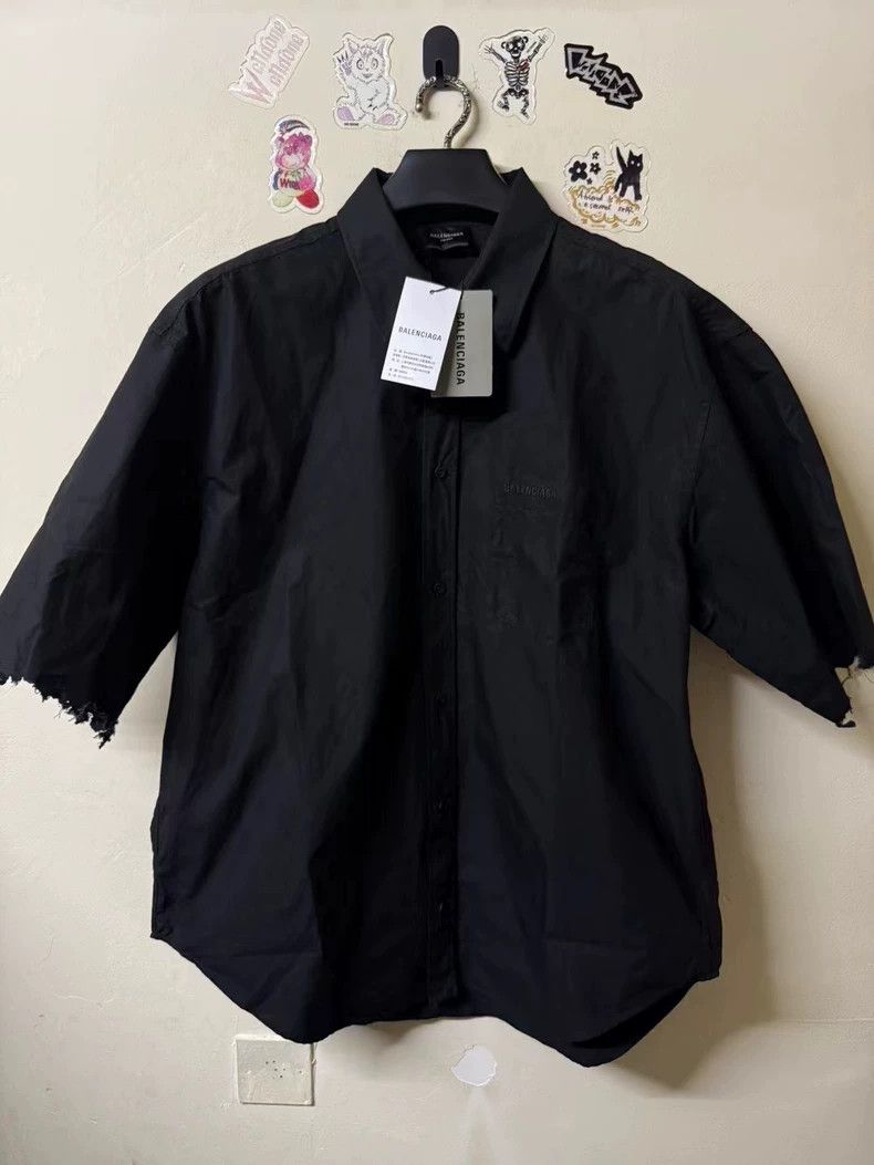 Balenciaga Balenciaga Destroy the logo shirt Size US XS / EU 42 / 0 - 1 Thumbnail