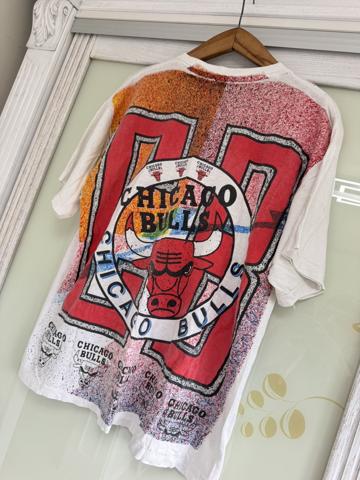 Vintage Vintage 90’s Chicago Bulls AOP NBA Shirt Very Rare Tee Size US M / EU 48-50 / 2 - 6 Thumbnail