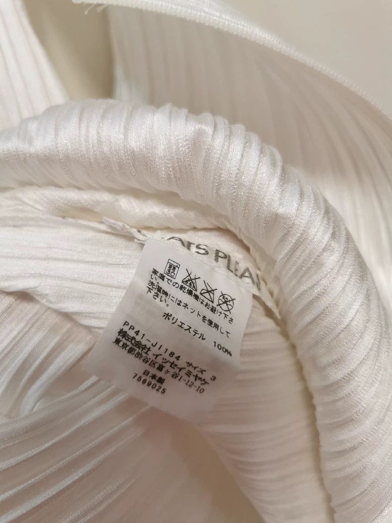 Issey Miyake Issey Miyake size:3 White pleated dress Size S / US 4 / IT 40 - 4 Thumbnail