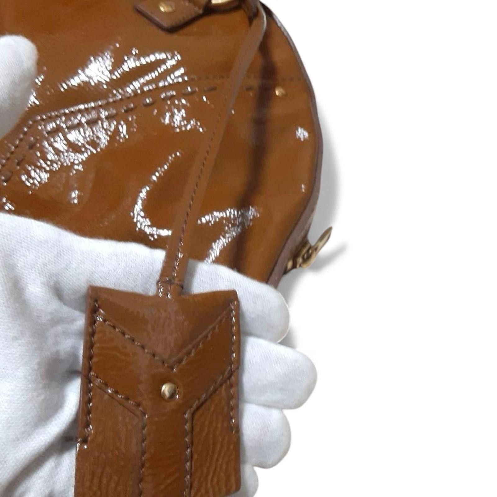 Other Saint Laurent - Brown Patent Leather Handbag Size ONE SIZE - 4 Thumbnail
