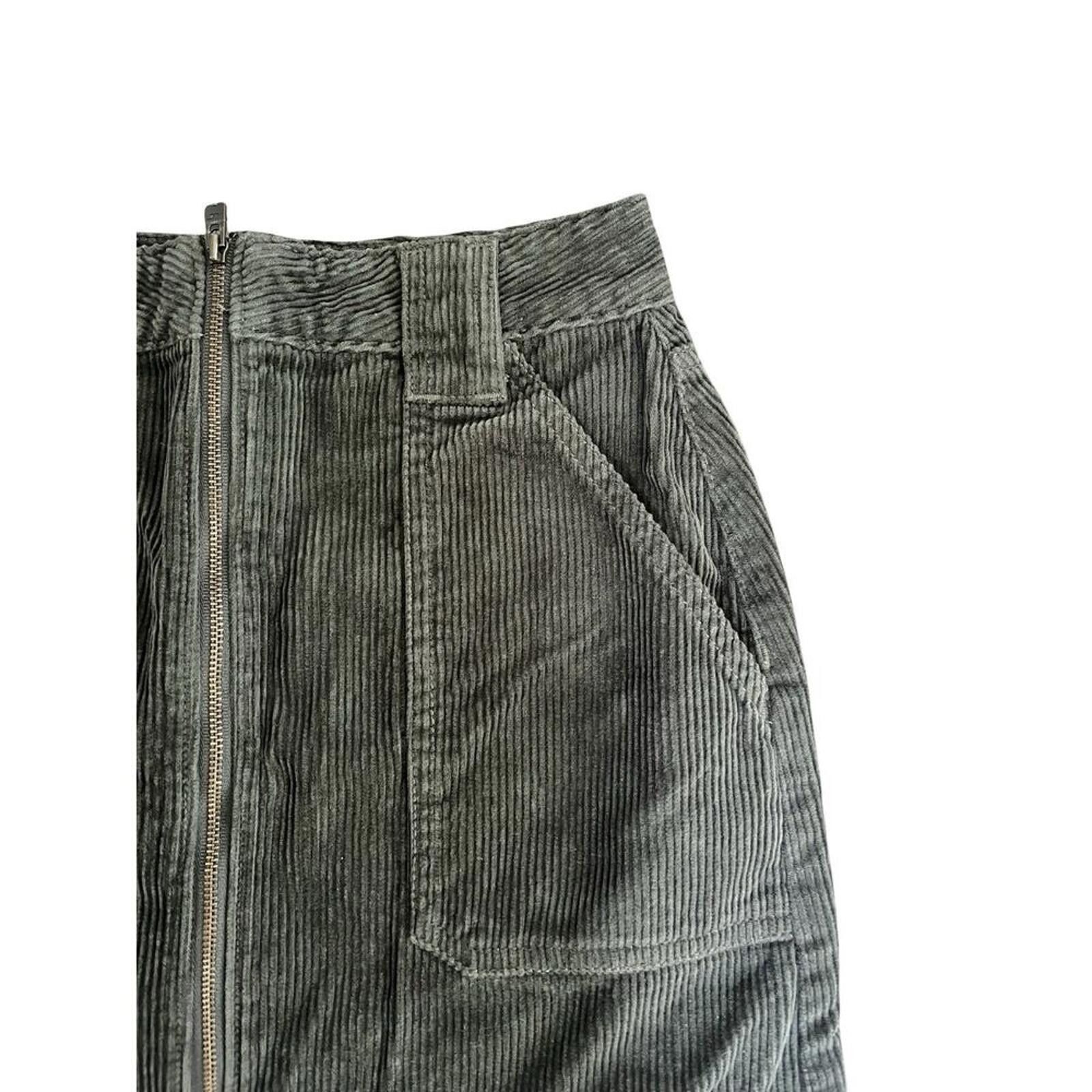 Other Hollister Chic Olive Green Corduroy Mini Skirt Size 28" / US 6 / IT 42 - 4 Thumbnail