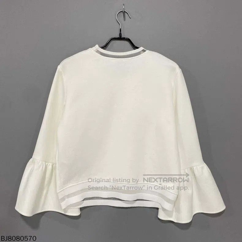 Fendi Fendi Mink Fur Flower Embellished Bell Sleeve Sweatshirt Size XS / US 0-2 / IT 36-38 - 3 Thumbnail