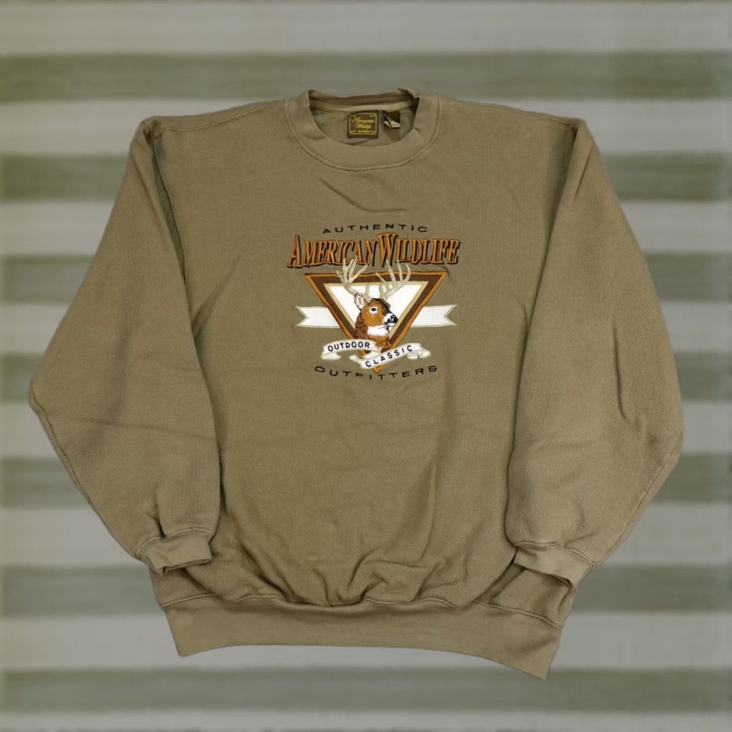 Vintage American Wildlife Sweatshirt Mens 1XL Tan Brown Deer Fleece Pullover Hunting Y2K Grandpa Dad Nature Outdoor Mens in Beige, Men's