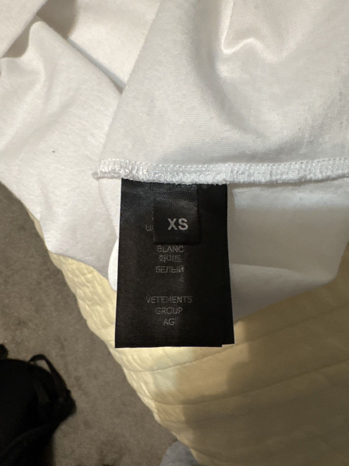 Vetements "NO SOCIAL MEDIA" Vetememts t shirt Size US XS / EU 42 / 0 - 7 Thumbnail
