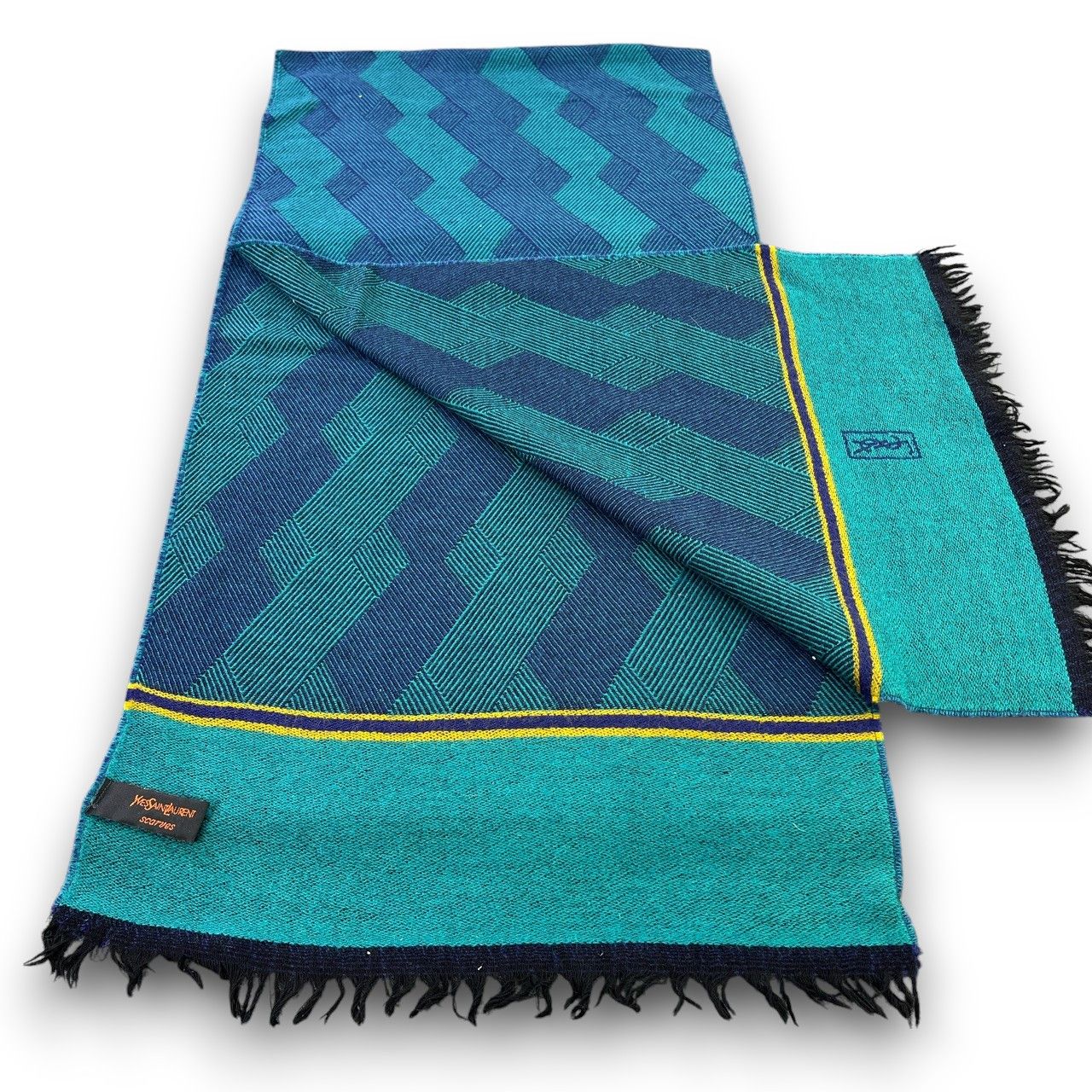 Vintage Yves Saint Laurent Scarf / Muffler / Neckwear T727 Size ONE SIZE - 3 Thumbnail