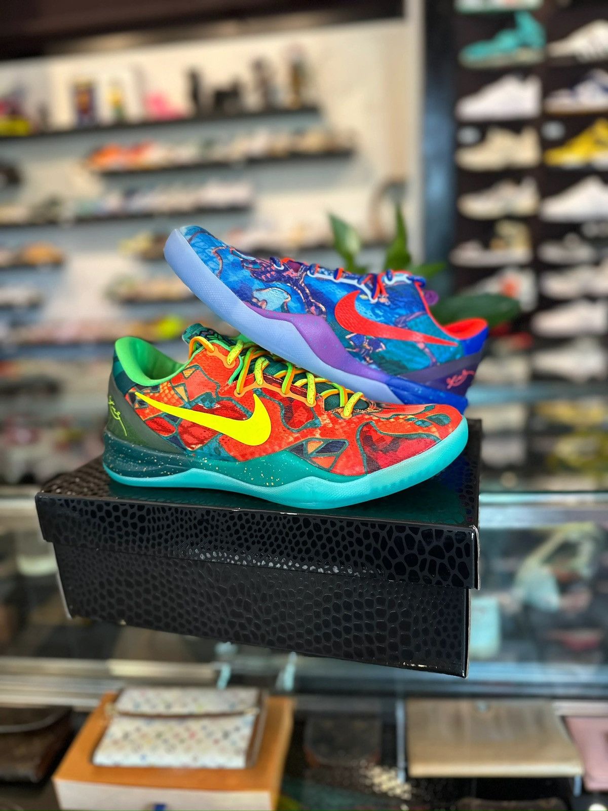 Nike Kobe 8 Protro What The DS OG Size 11 Size US 11 / EU 44 - 1 Thumbnail