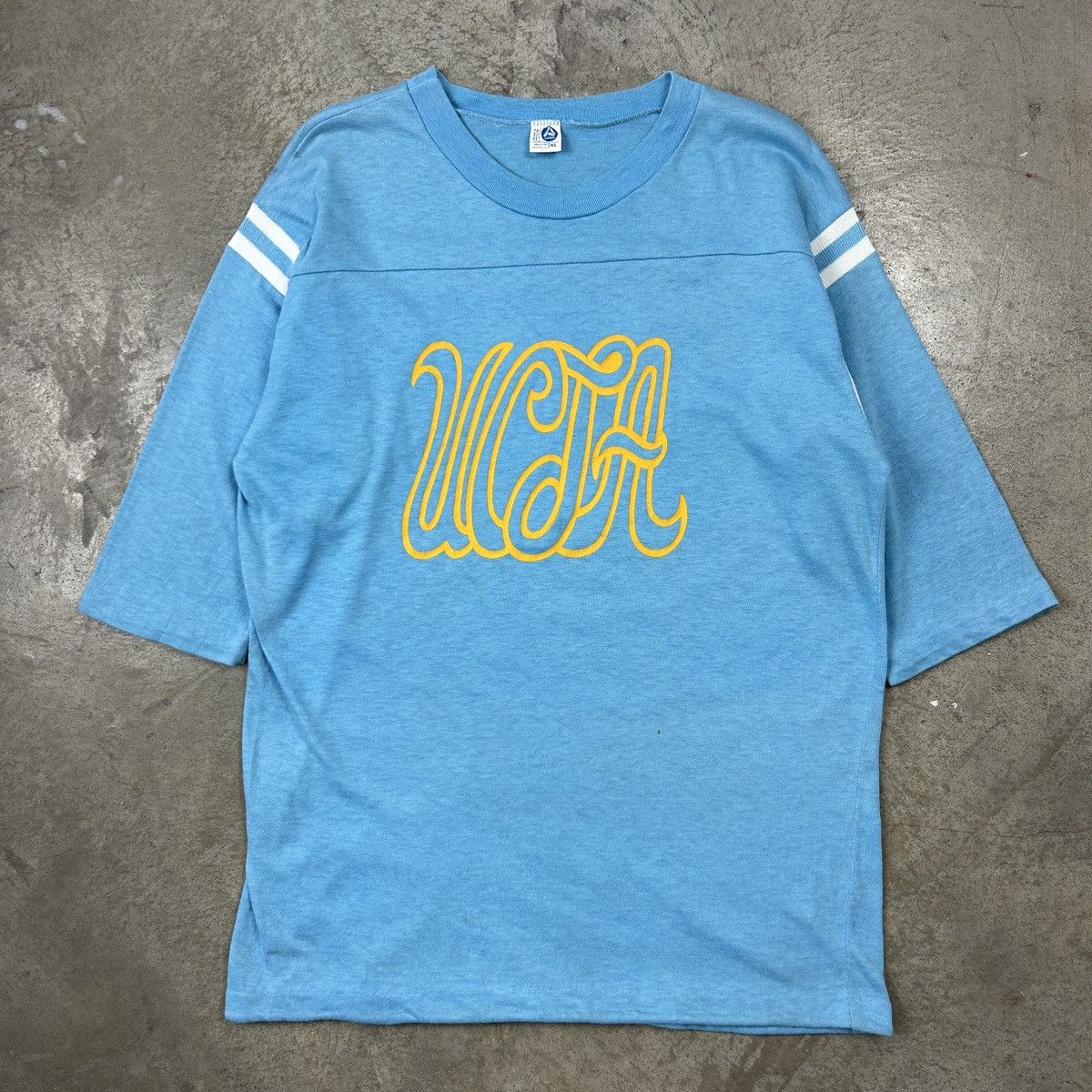 Vintage 1990s UCLA Raglan Top Size US L / EU 52-54 / 3 - 5 Thumbnail