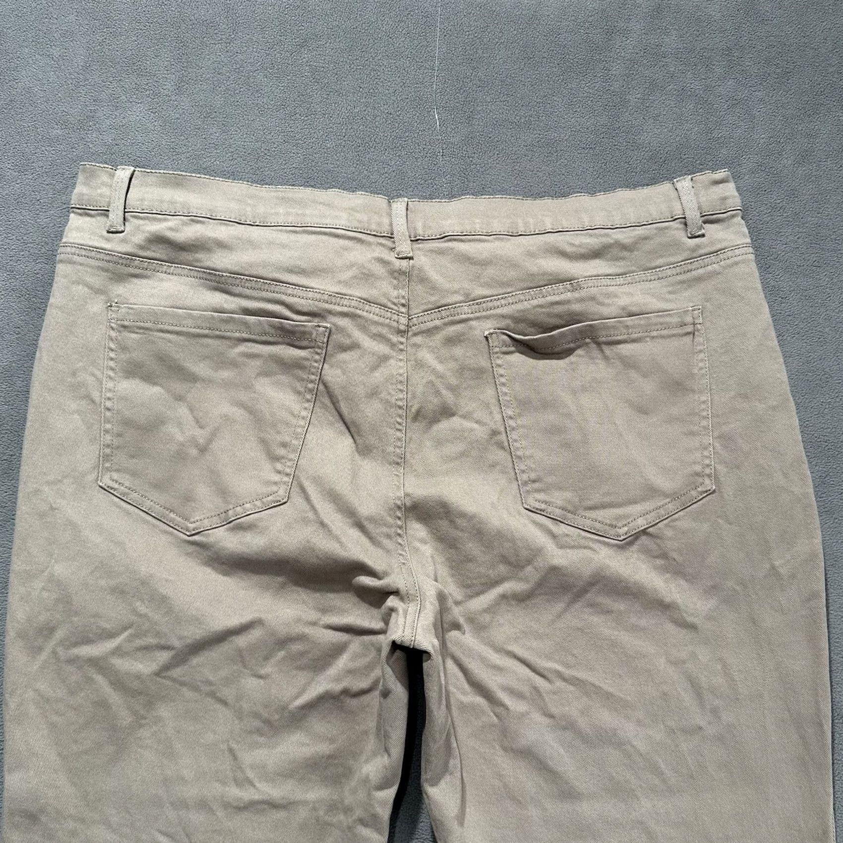 Gloria Vanderbilt Gloria Vanderbilt Jeans Womens 22W Short Brown High Waist Amanda Tapered EUC Size 40" / US 18 - 5 Thumbnail