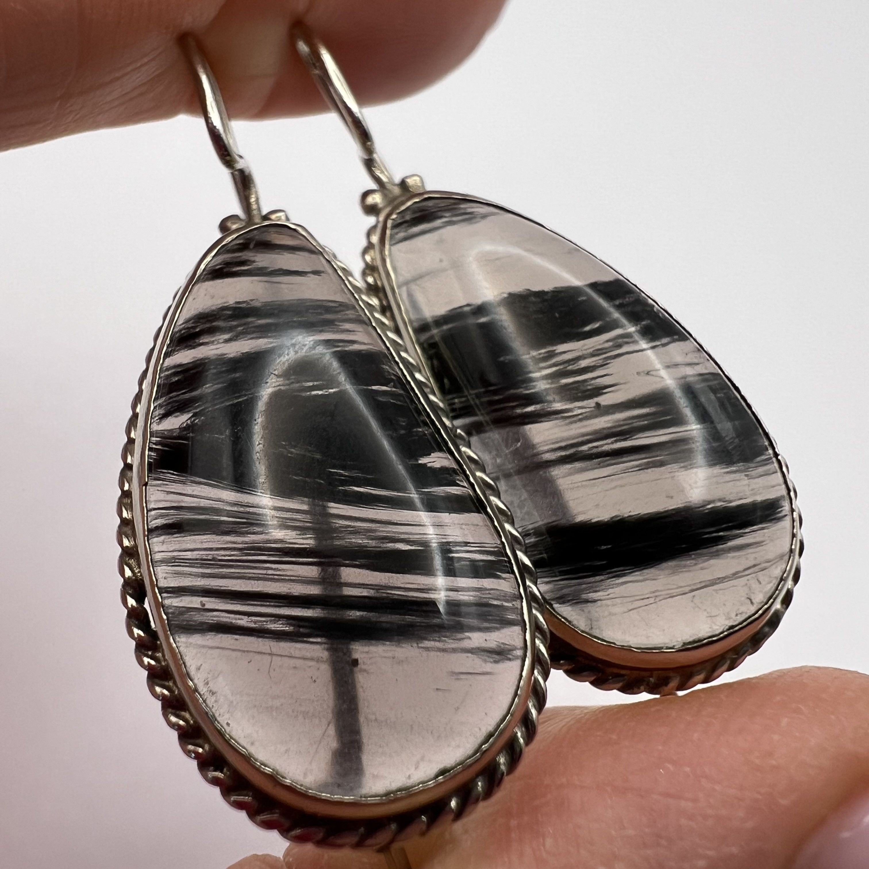 Vintage Vintage Sterling Silver 925 Earrings Black Rutilated Quartz Size ONE SIZE - 1 Thumbnail