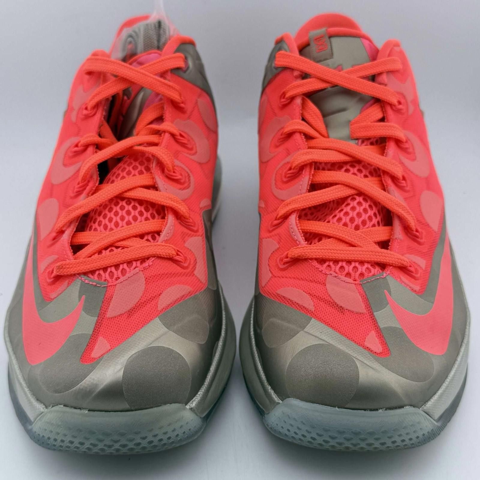 Nike Nike LeBron 11 Low Maison Polka Dots US 9.5 Used Size US 9.5 / EU 42-43 - 3 Thumbnail