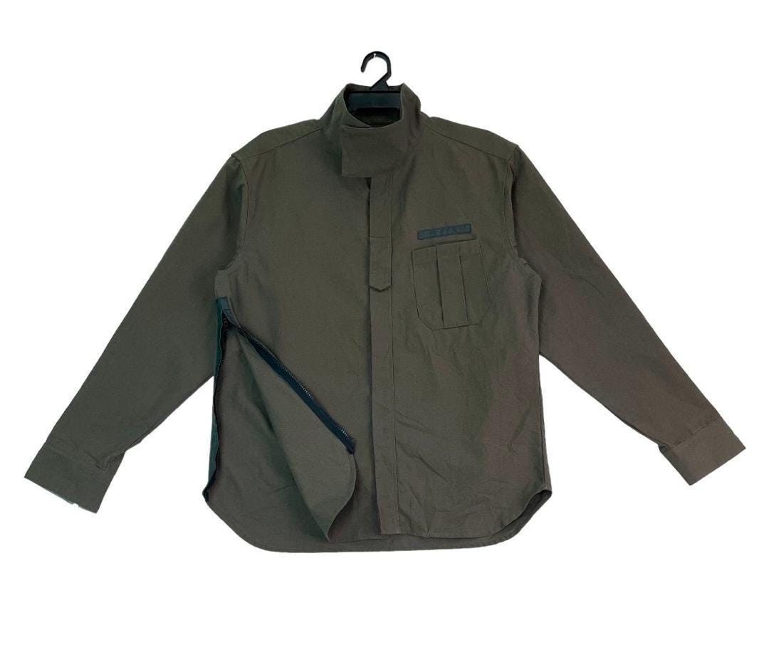 Japanese Brand SYNAPS japan military design shirts jacket cat eye button Size US L / EU 52-54 / 3 - 1 Thumbnail