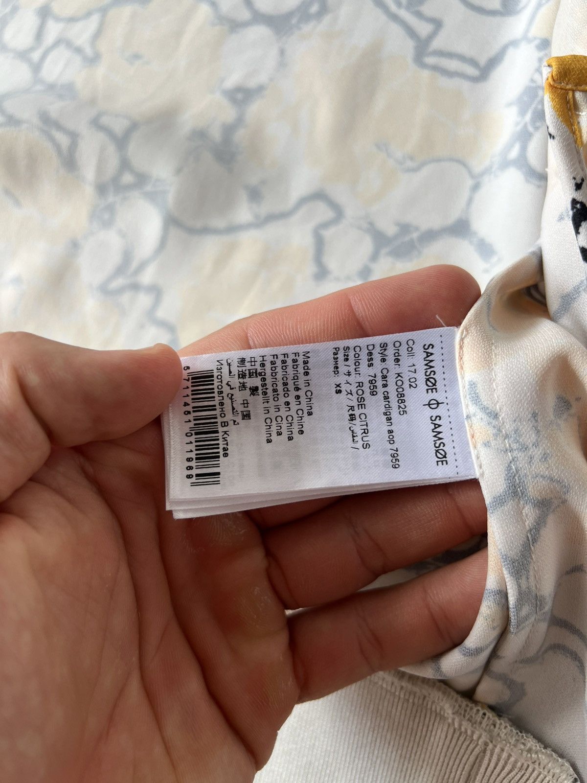 Samsoe Samsoe Samsoe Samsoe Overprinted Lite Weight Ykk Cara Cardigan Size XS / US 0-2 / IT 36-38 - 21 Thumbnail