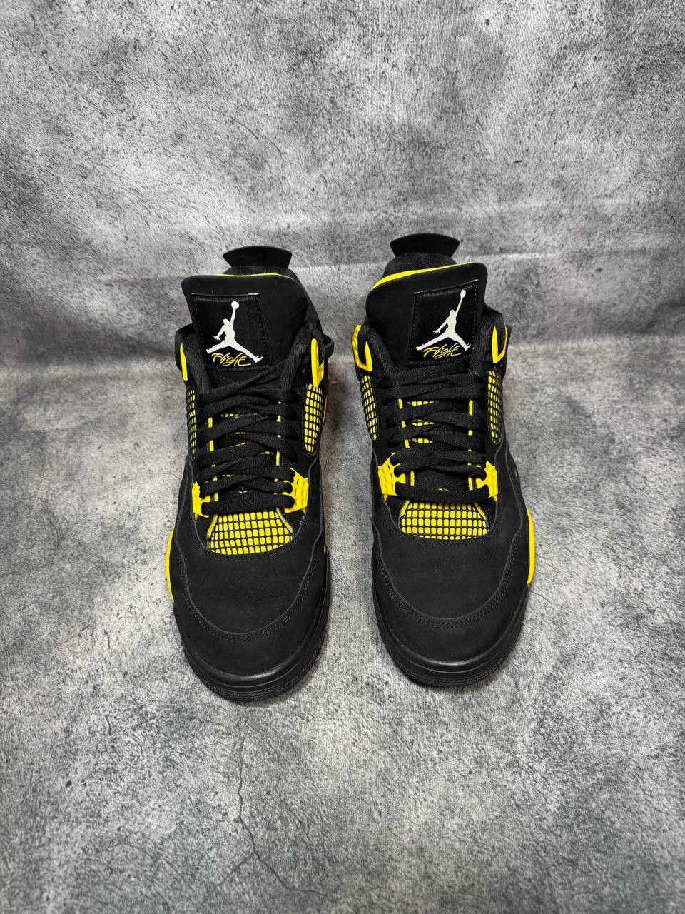 Jordan Brand Size 12 | Jordan 4 Thunder No Box | Pre-Owned Size US 12 / EU 45 - 3 Thumbnail