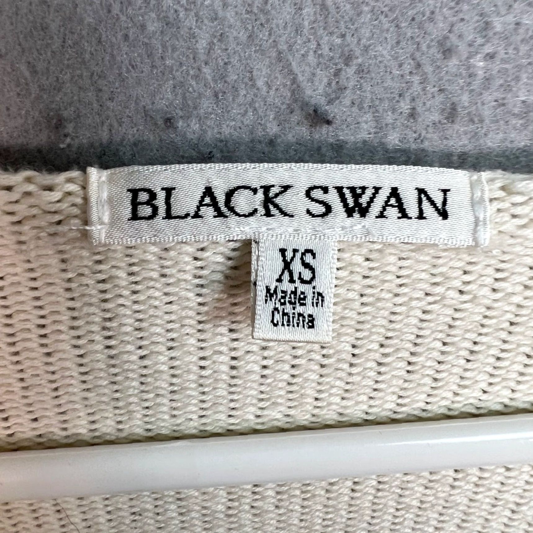 Vintage Black Swan Sweater Shirt Ivory Knit Fringe Pullover Womens XS Winter, Fall, Spring Pullover, Regular Fit, Machine Washable, Cotton, Vintage: No Size XS / US 0-2 / IT 36-38 - 3 Thumbnail