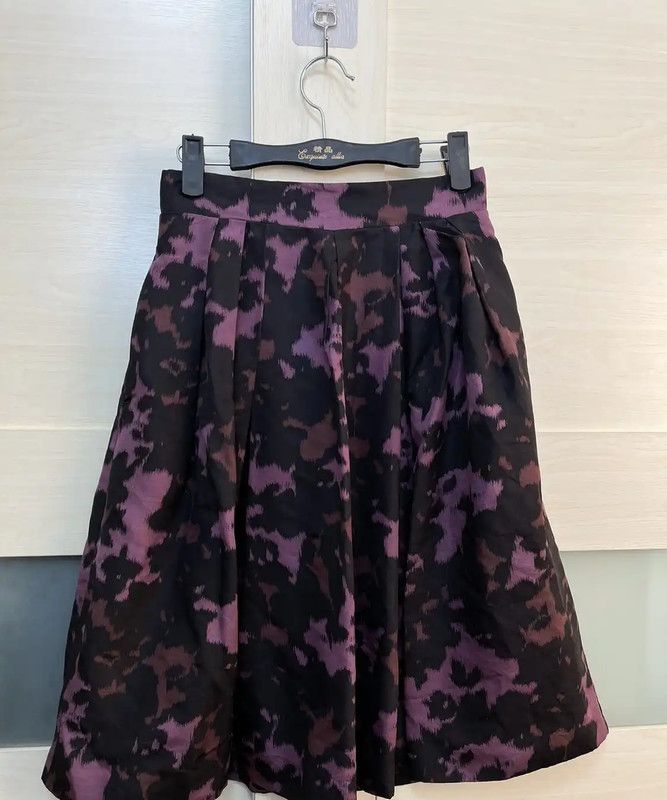 Burberry Burberry Black Camouflage Midi Skirt Size 23" - 1 Thumbnail