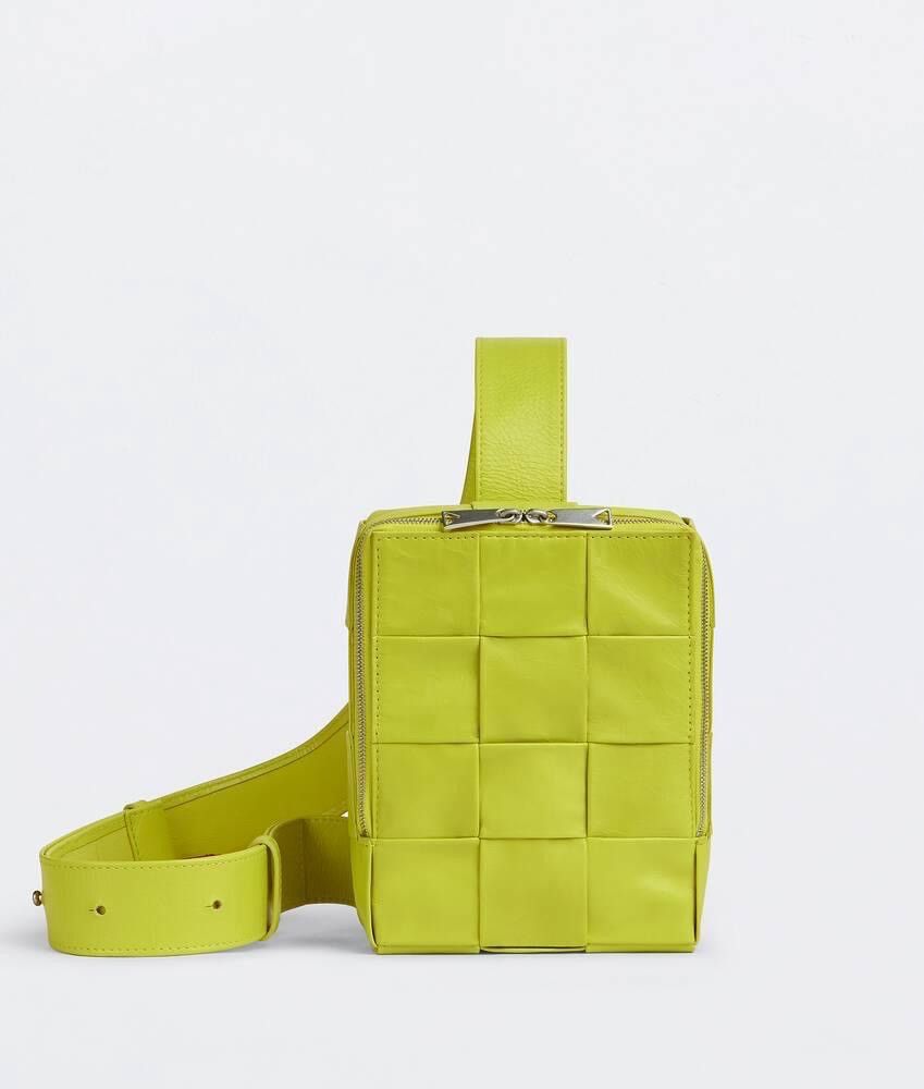 Bottega Veneta 🔥$2.9K VALUE🔥 Small Cassette Sling Bag Size ONE SIZE - 1 Thumbnail