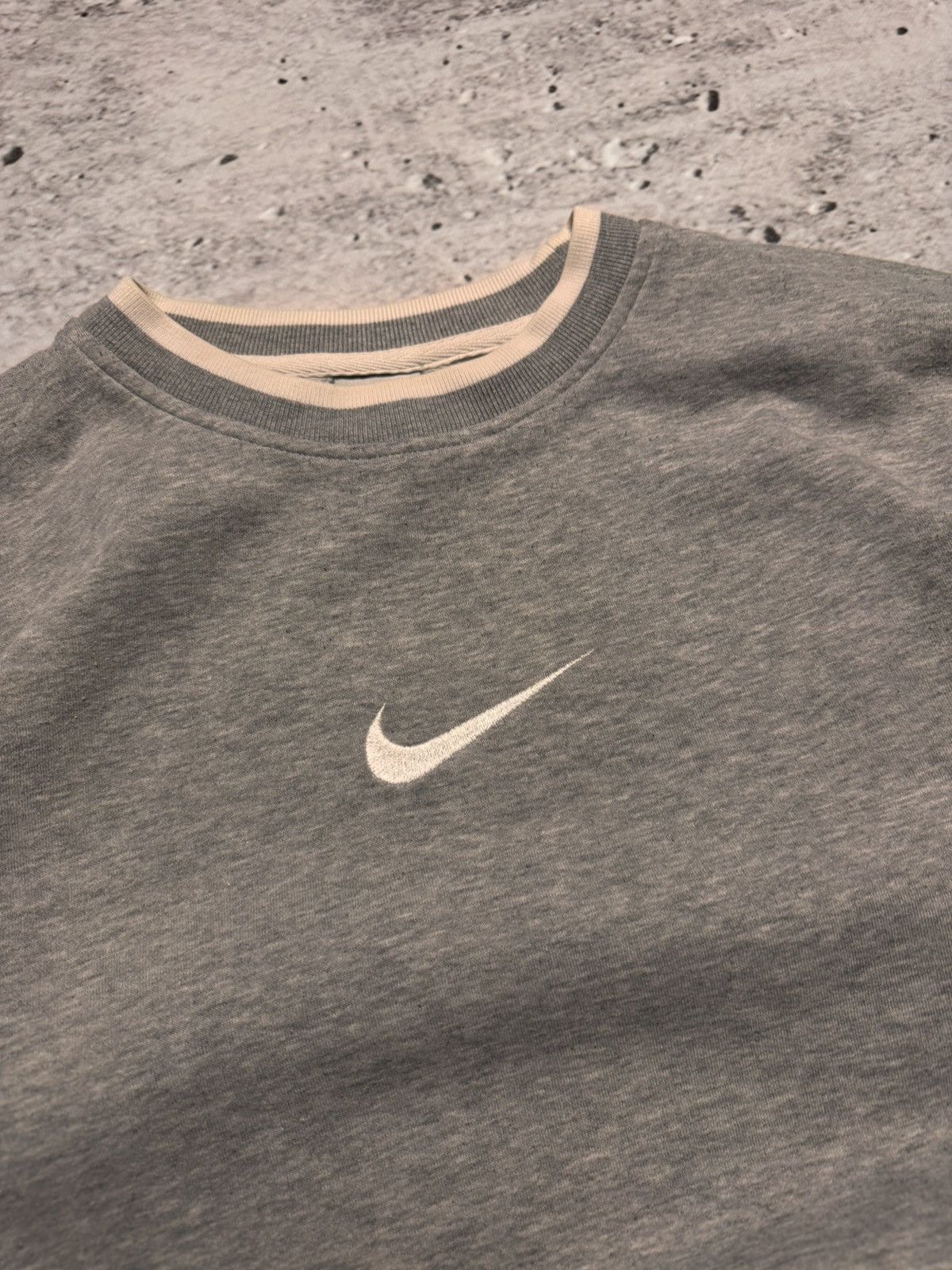 Nike × Vintage NIKE VINTAGE CENTER LOGO OVERSIZE BOXY SWEATSHIRT Size US L / EU 52-54 / 3 - 3 Thumbnail