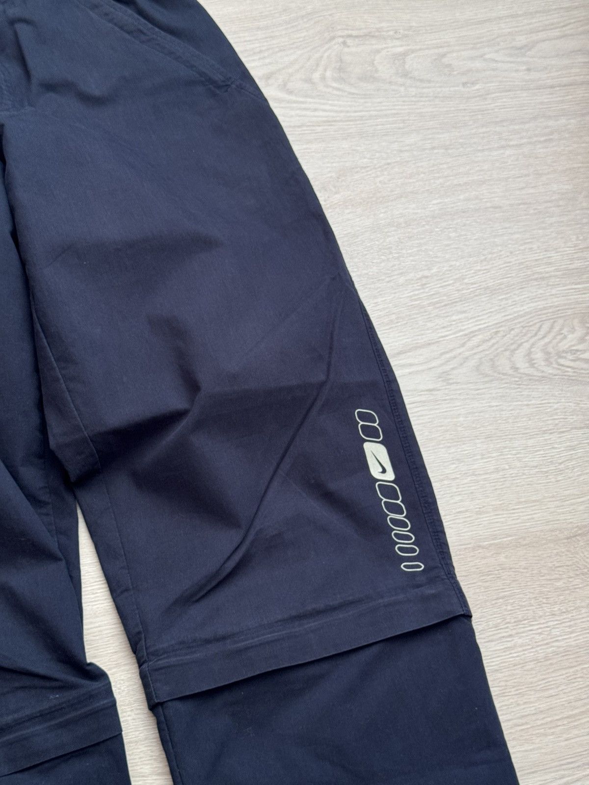 Nike Vintage 00’s Nike Faded y2k Sport Navy Transformer Pants Size US 34 / EU 50 - 2 Thumbnail
