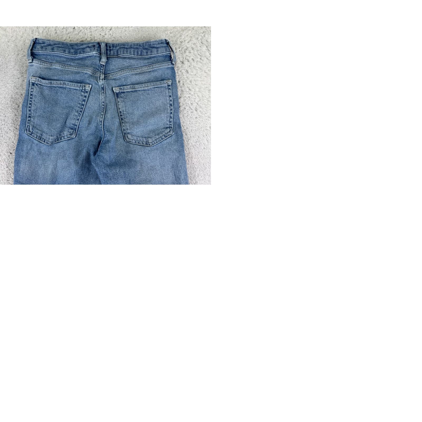 Forever 21 FOREVER 21 Jeans Womens 26 Blue Denim Flared Distressed Raw Hem 30 Inseam 5-Pocket Buttons Zipper Cotton Blend Stretch Casual Everyday Colors: Blue Size 26" / US 2 / IT 38 - 10 Thumbnail