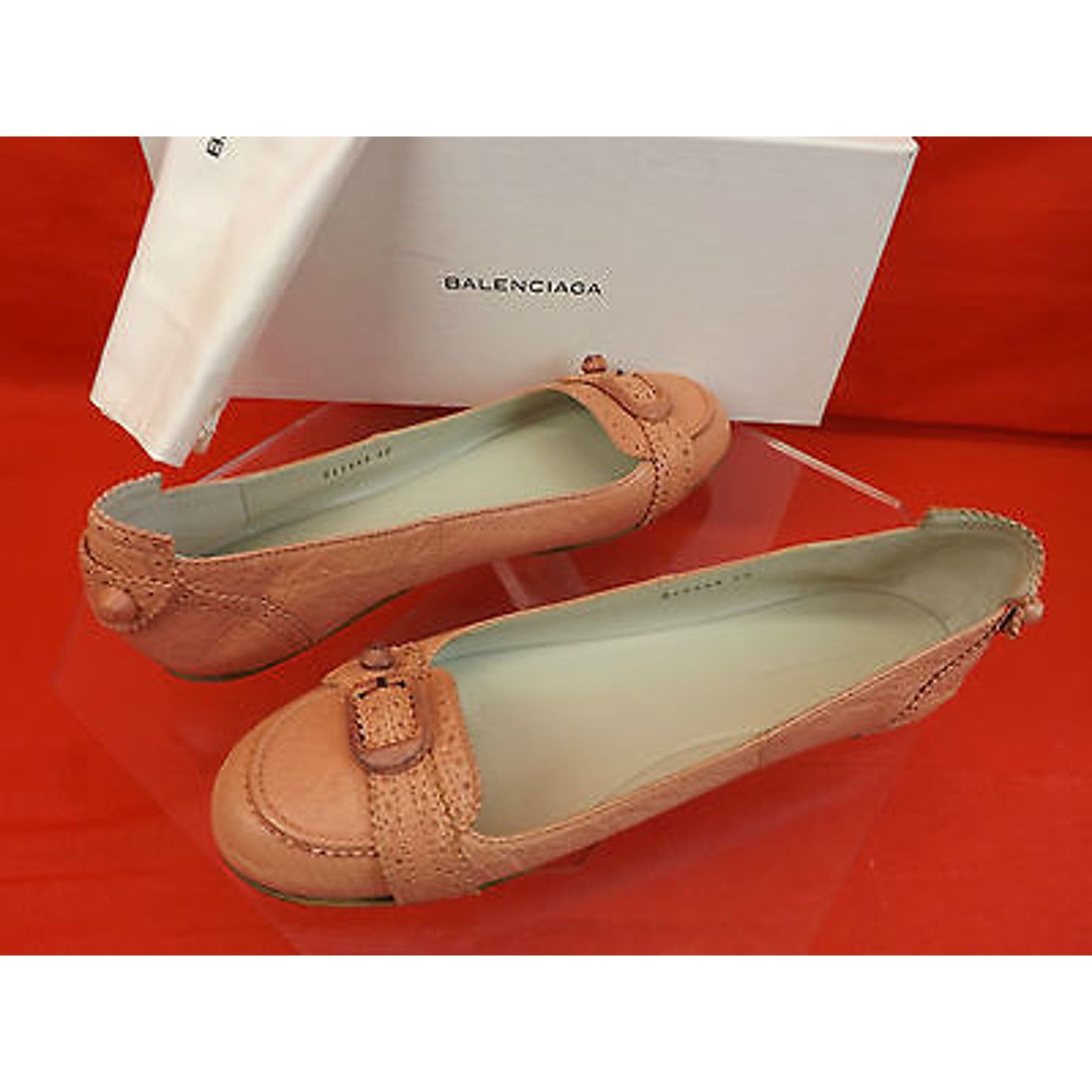 Balenciaga ARENA MAUVE ROSE WRINKLED LEATHER STUDDED BELTED FLATS 35.5 Size US 5.5 / IT 35.5 - 5 Thumbnail