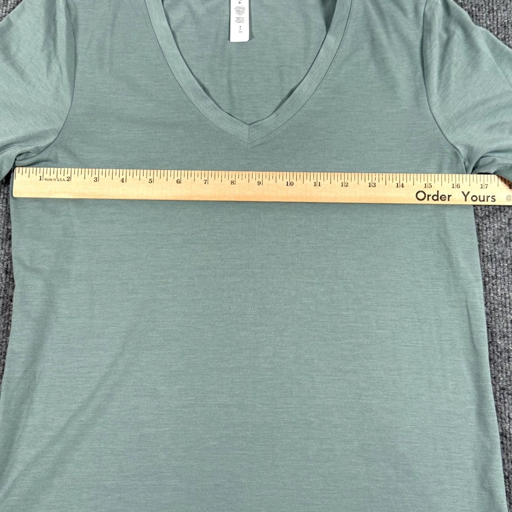 Athleta Athleta Shirt Womens Small Long Sleeve V Neck Essential Lightweight Soft FA21 Size S / US 4 / IT 40 - 5 Thumbnail