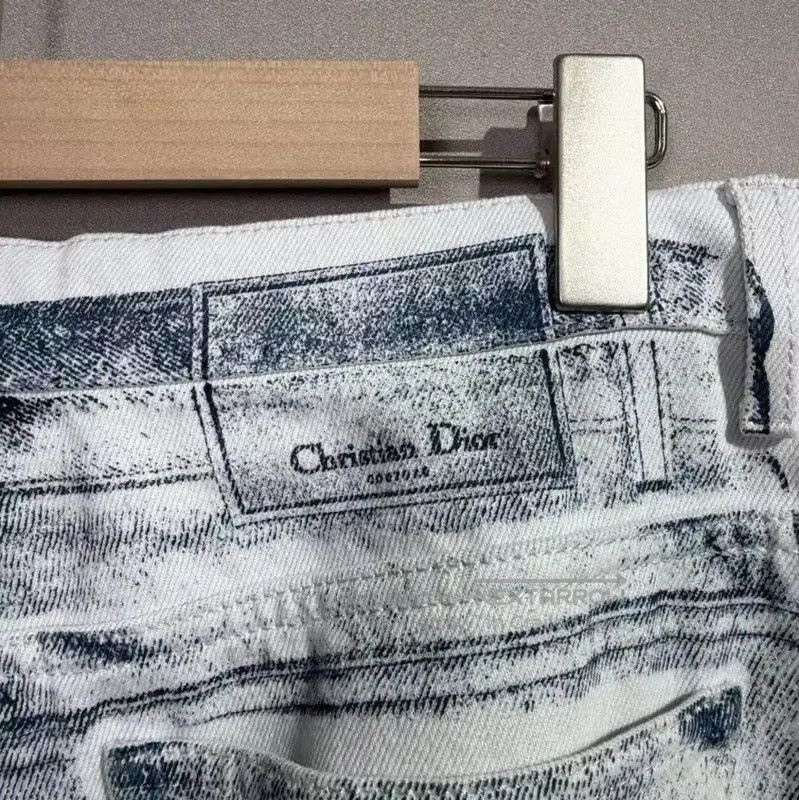 Dior Dior White Casual Denim Trousers for Men . Size US 28 / EU 44 - 3 Thumbnail