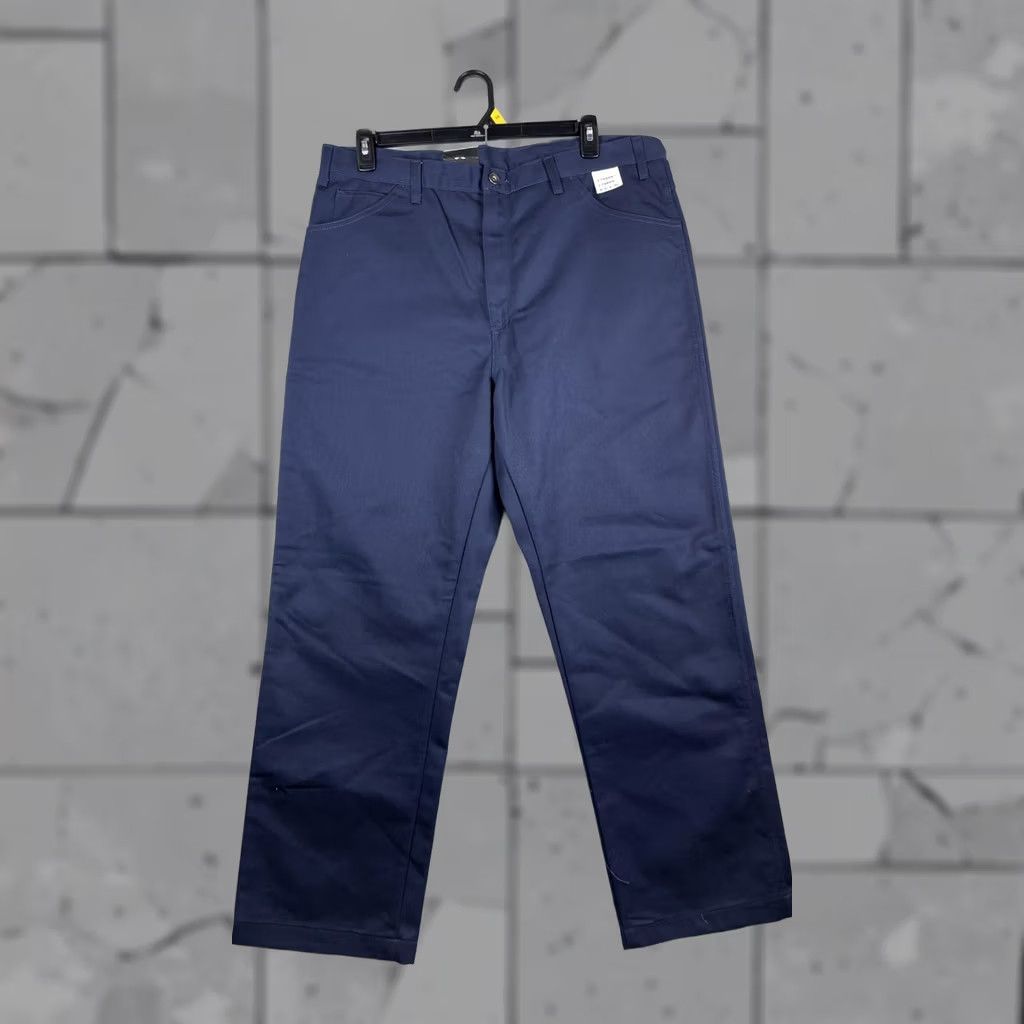 Dickies Dickies Chino Pants Mens 40x38 Blue 6-Pocket Regular Fit Wrinkle Resistant Twill Straight Front Workwear Casual Pants Mens 40 38 Blue Dickies Size US 40 / EU 56 - 1 Thumbnail