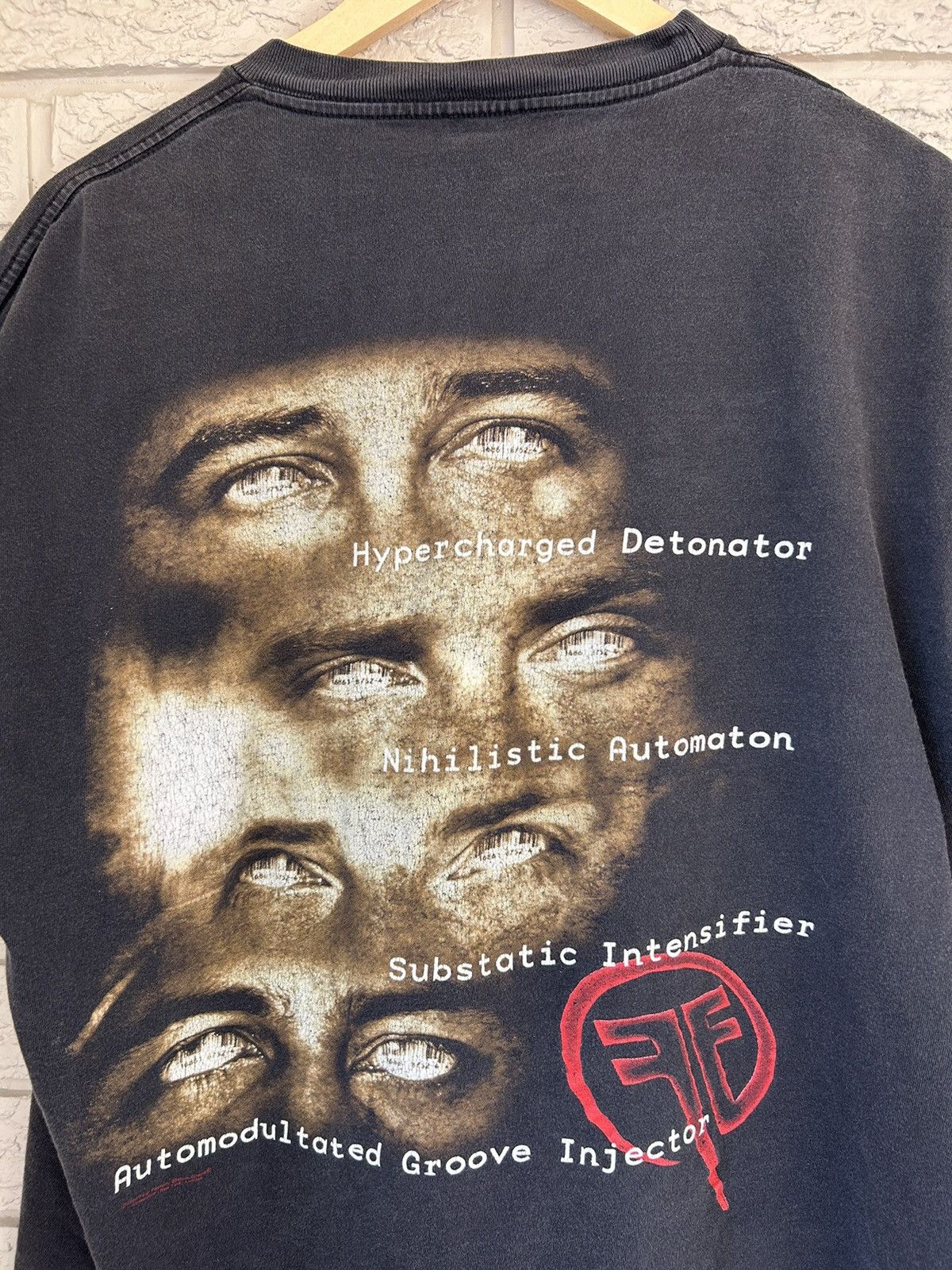 Band Tees × Vintage Vintage Fear Factory Obsolete Sun Faded T Shirt RARE Size US L / EU 52-54 / 3 - 4 Thumbnail