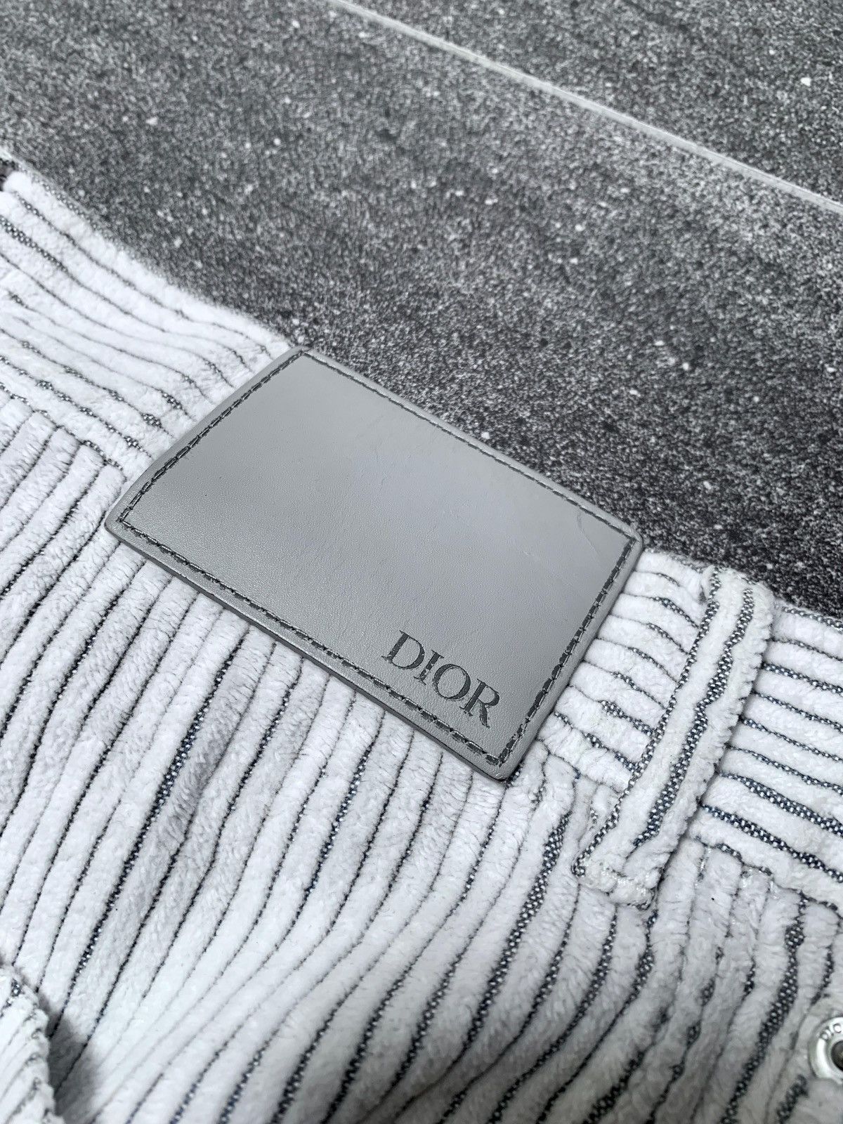 Dior FREE TAX! Saddle Pocket Carpenter Short Pants Size US 30 / EU 46 - 15 Thumbnail