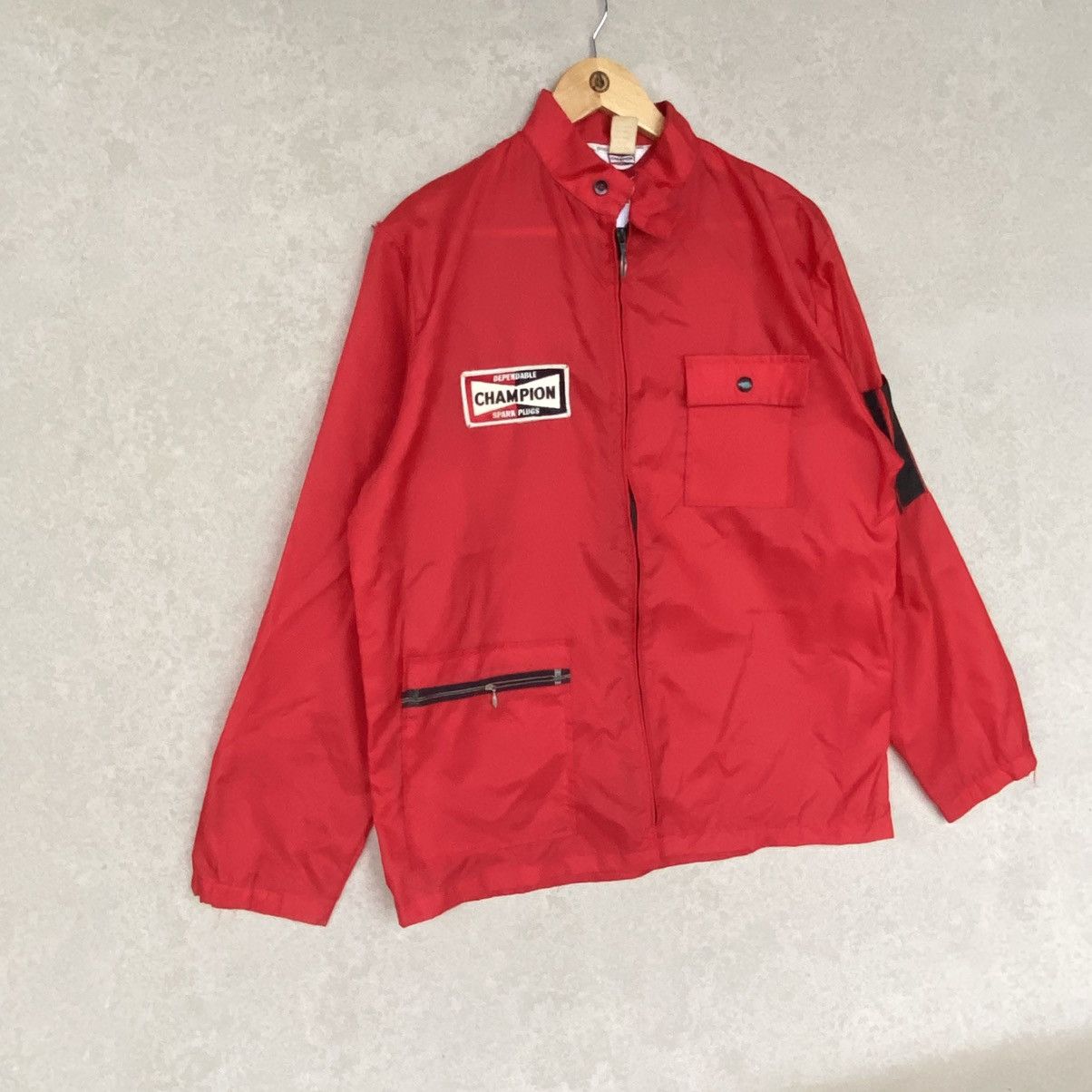 Other Vintage Champion Windbreaker Jacket With Black Accents SizeL Size US L / EU 52-54 / 3 - 3 Thumbnail