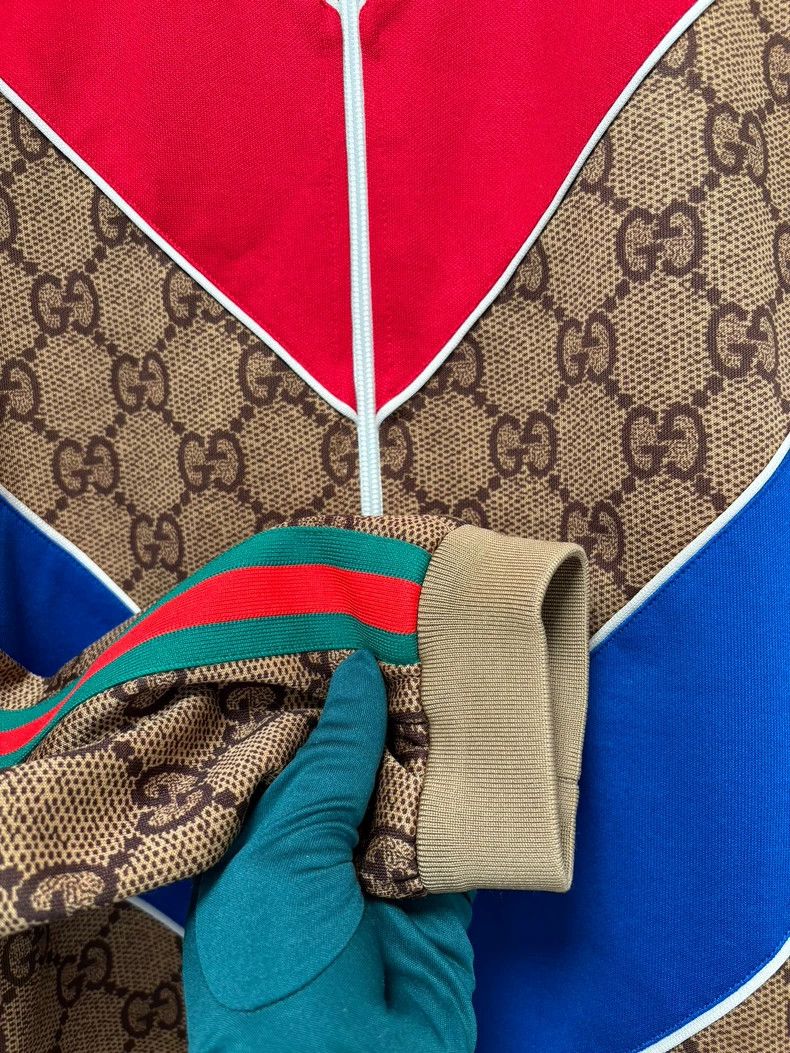 Gucci Gucci Classic old-fashioned sports jacket Size US S / EU 44-46 / 1 - 4 Thumbnail