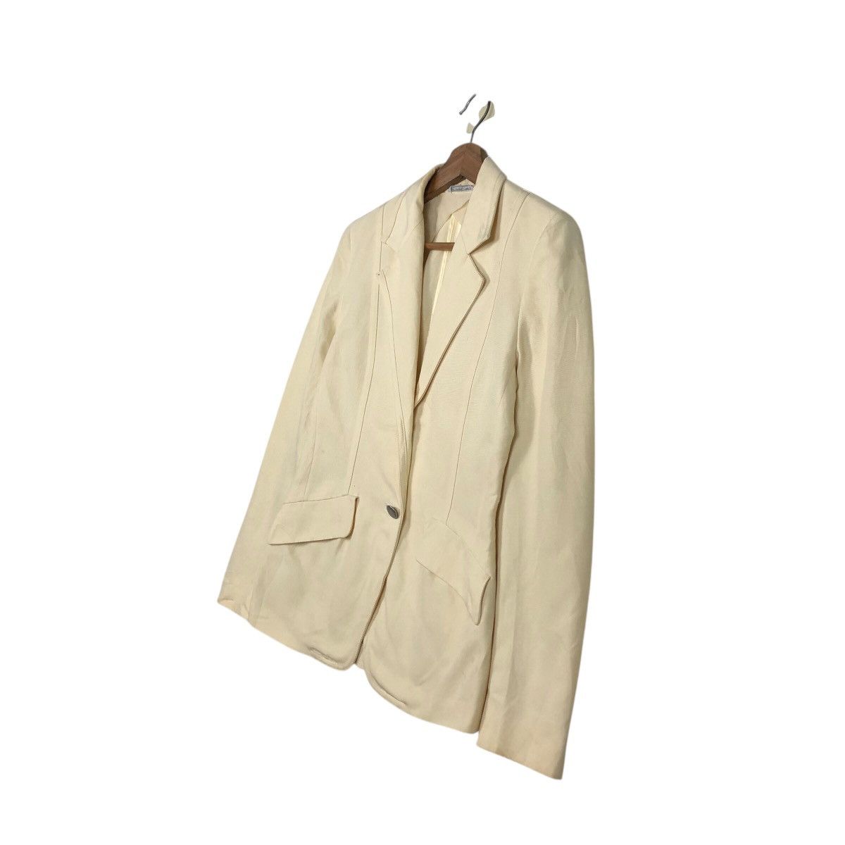 Japanese Brand Women’s Tailored Cream Blazer with Flap Pockets Max Mara Size M / US 6-8 / IT 42-44 - 3 Thumbnail